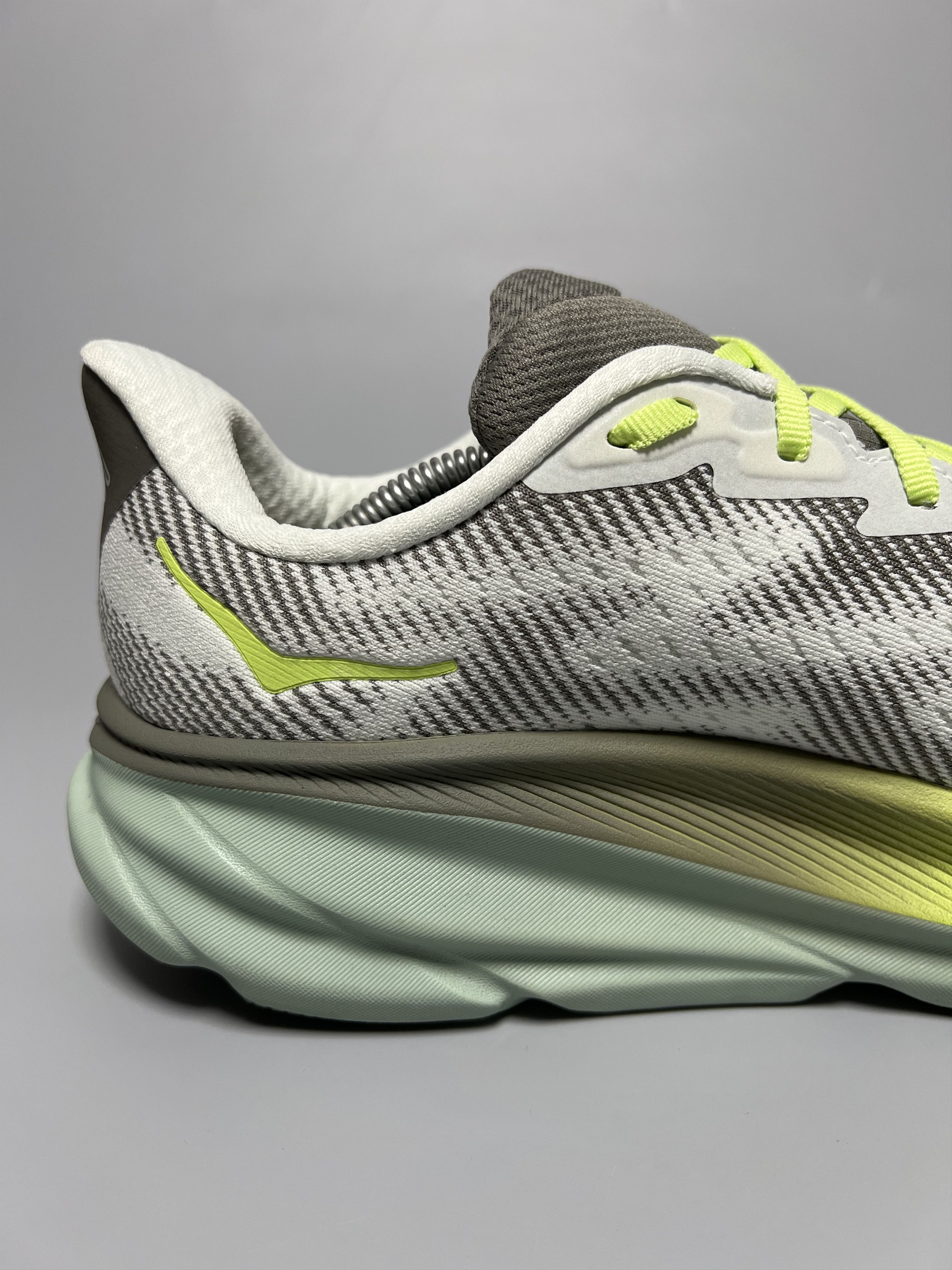 Goretex × Hoka 10D Sample Hoka One One Clifton 9 GTX Running Shoes Size US 10 / EU 43 - 6 Thumbnail