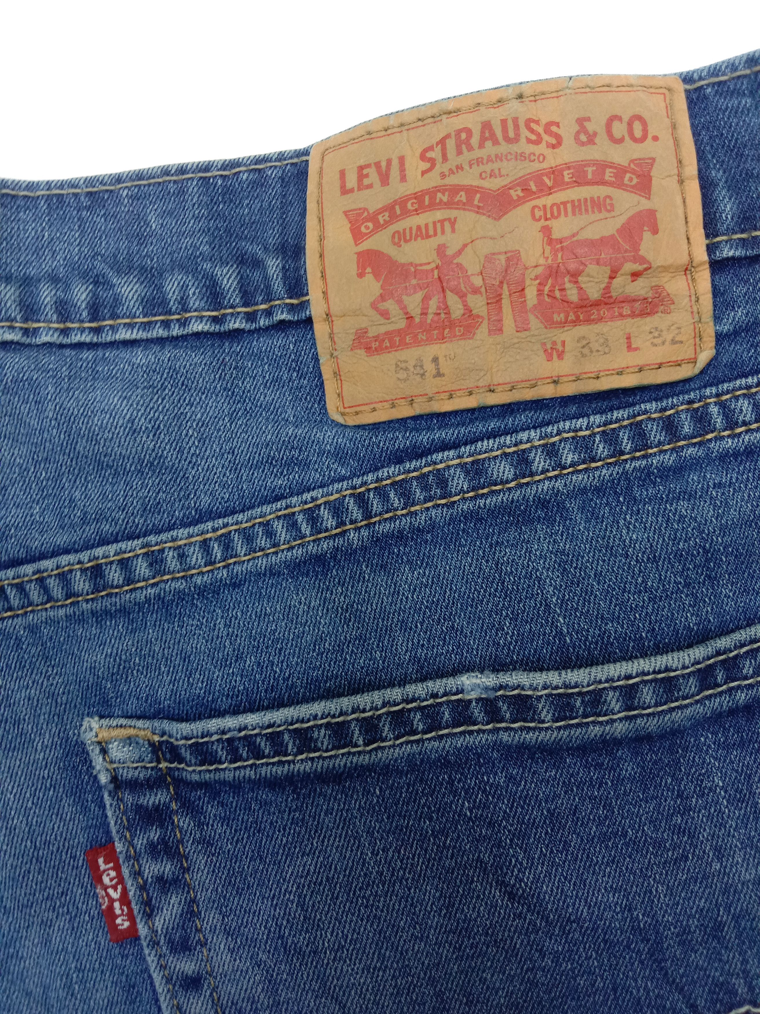 Levi's Vintage Levi's 541 Blue Wash Jeans Size US 33 - 13 Thumbnail