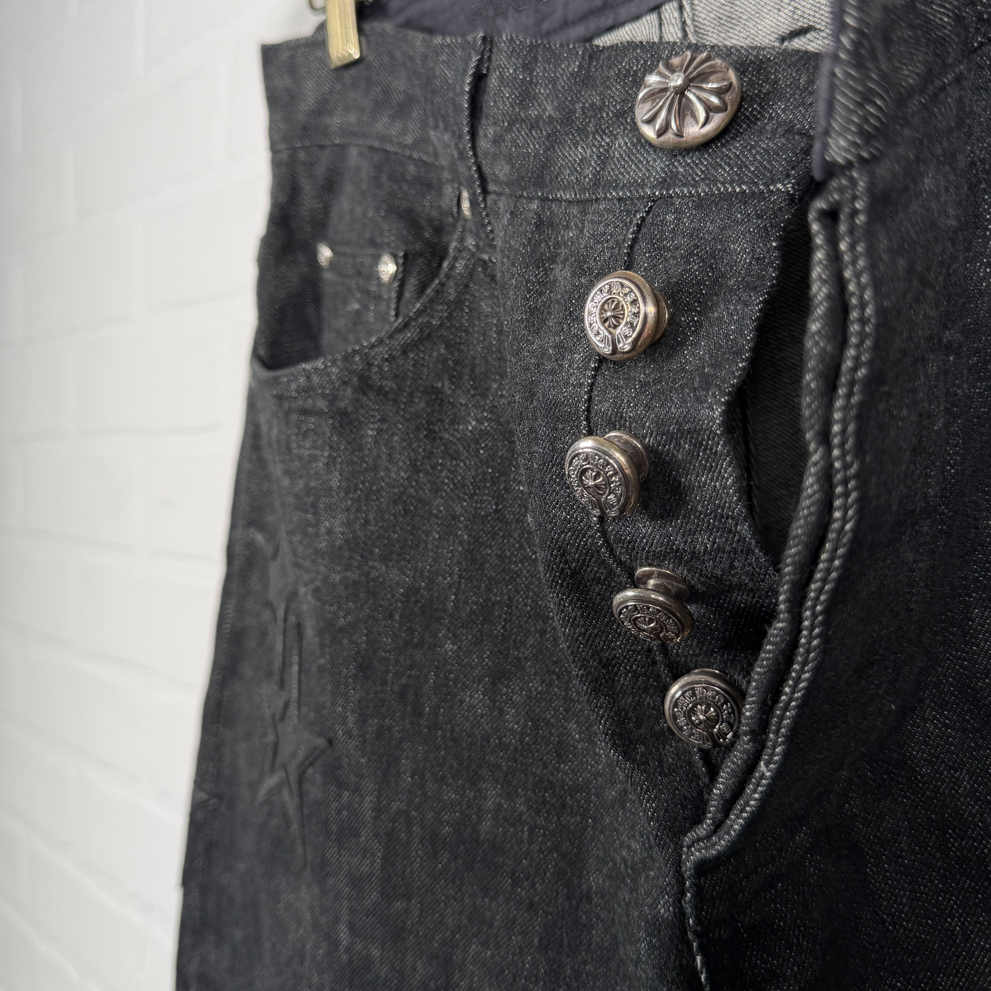 Chrome Hearts Chrome Hearts Fleur Knee Black Star Patch Jeans Size US 32 / EU 48 - 6 Thumbnail