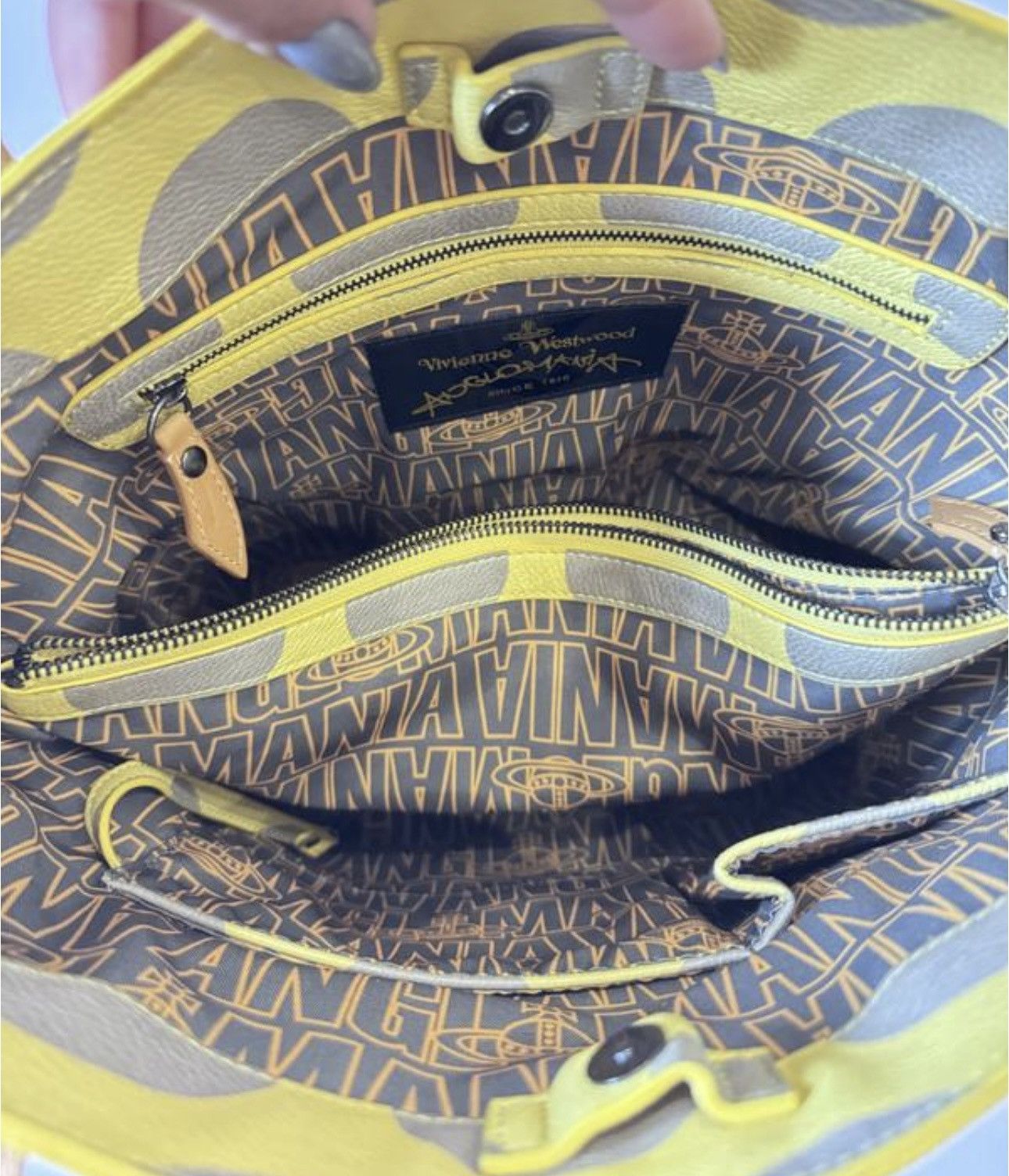Vivienne Westwood Vivienne Westwood yellow Easter bunny bag Size ONE SIZE - 7 Thumbnail