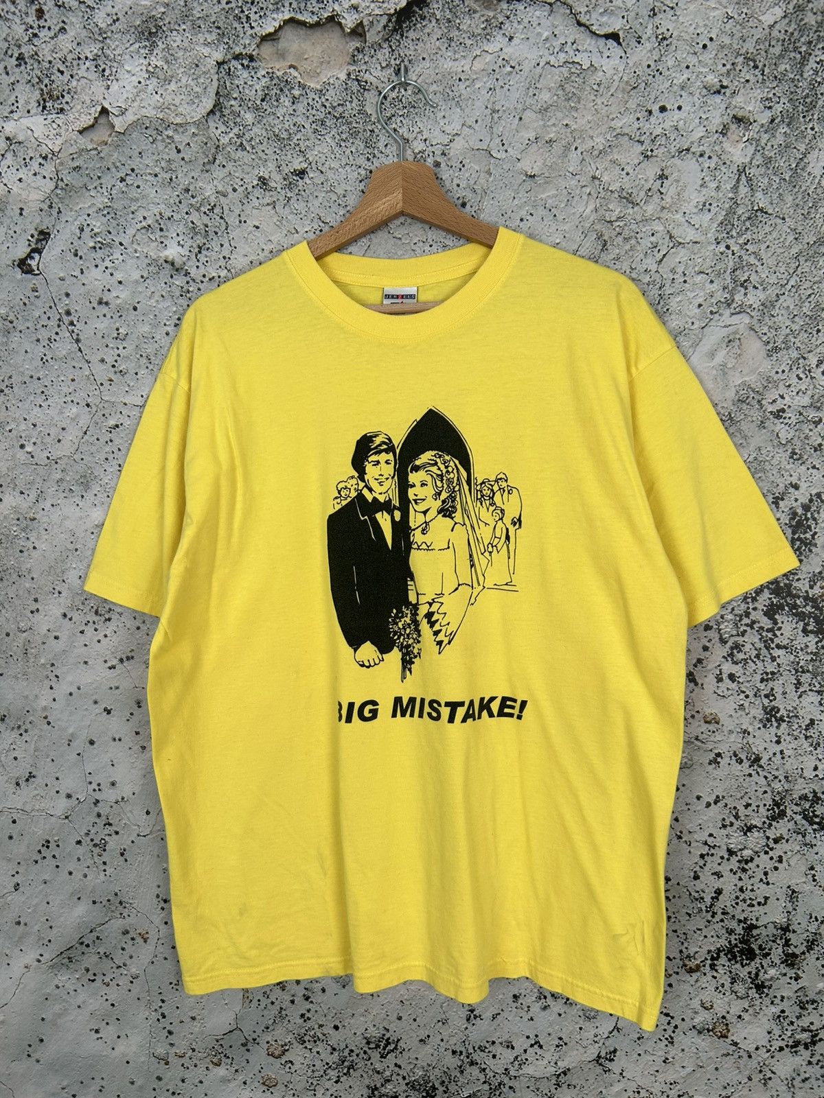 Vintage Vintage Wedding Mistake Graphic Tee Humor Avant Garde Skate Size US L / EU 52-54 / 3 - 1 Thumbnail