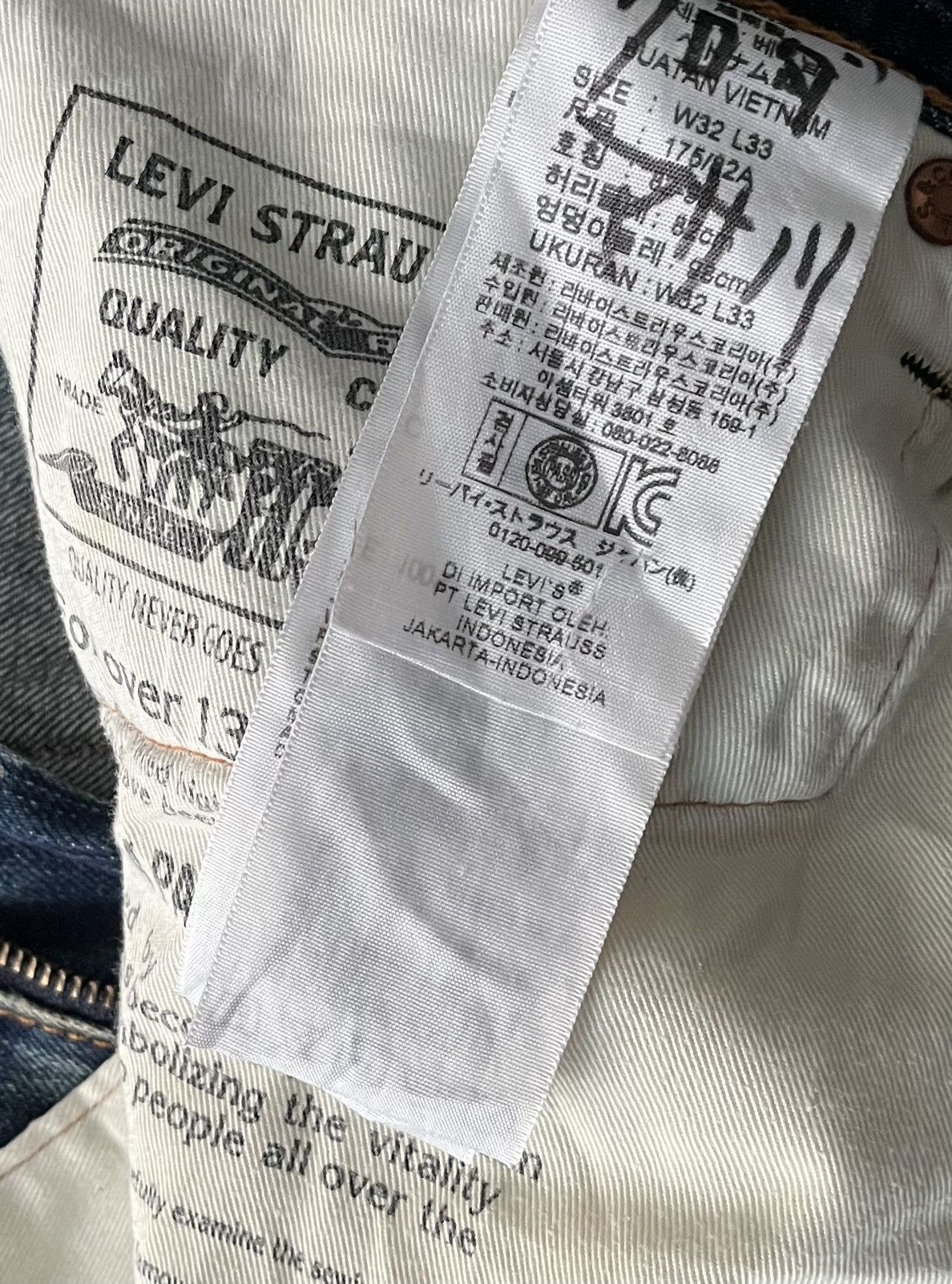 Levi's Levis 502 Zipper Denim Jeans Size US 32 / EU 48 - 6 Thumbnail