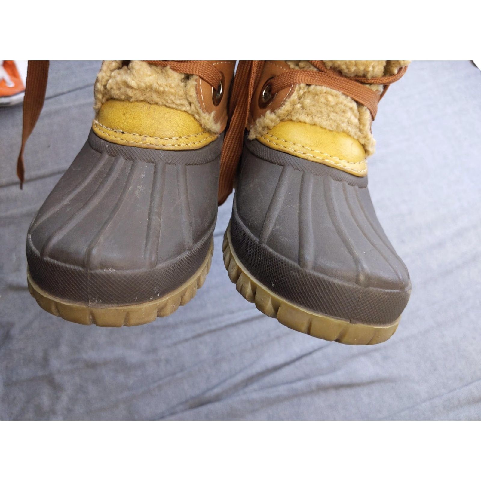 Tommy Hilfiger Tommy Hilfiger Snow Boots Womens Size 6 Brown Faux Fur Lace Up Ankle Winter Boots Size US 6 / IT 36 - 4 Thumbnail