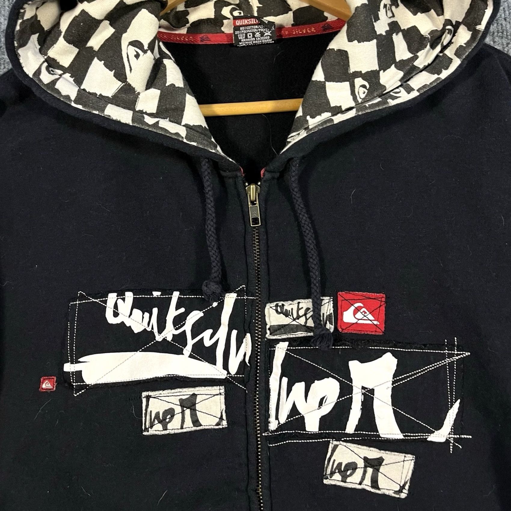 Quiksilver VINTAGE Quiksilver Hoodie XL Black Full Zip Y2K Checkered Grunge Surf Skate RARE VTG Mens Size US XL / EU 56 / 4 - 2 Thumbnail