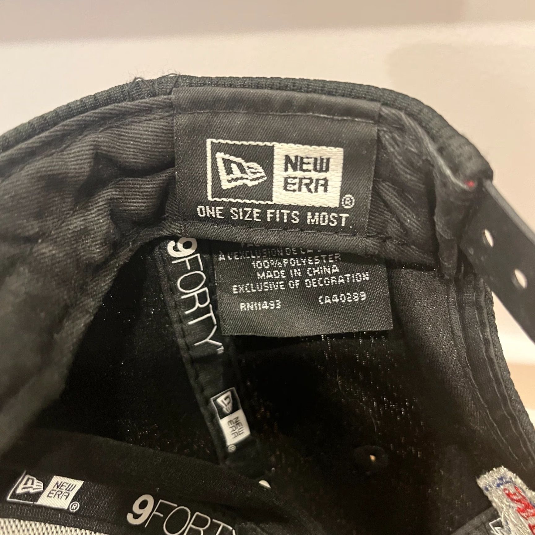 New Era VINTAGE New Era Tampa Bay Bucaneers Champions Snapback Hat Baseball Cap Mens One Size Black 90s Football Super Bowl Championship Size ONE SIZE - 7 Thumbnail