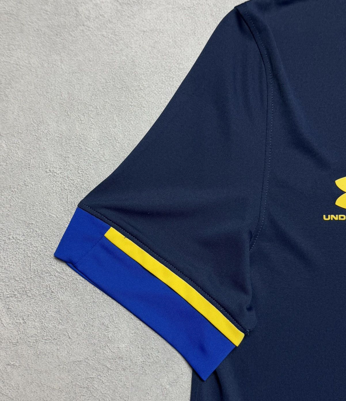 Under Armour Southampton 2020 2021 Away Shirt Soccer Jersey Under Armour Size US S / EU 44-46 / 1 - 5 Thumbnail