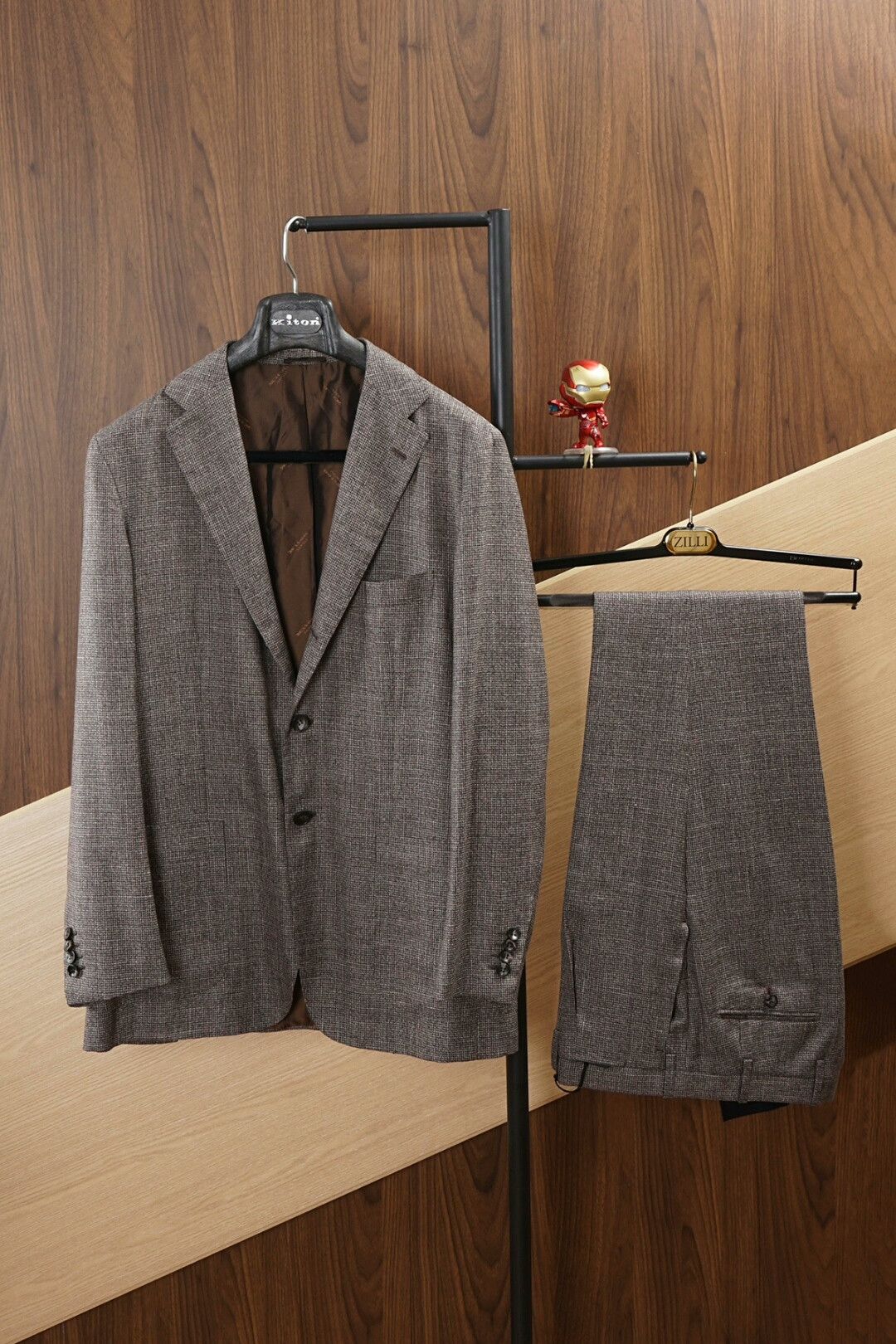 Kiton Elegant Kiton Blazer and Pants Set Size US M / EU 48-50 / 2 - 1 Thumbnail
