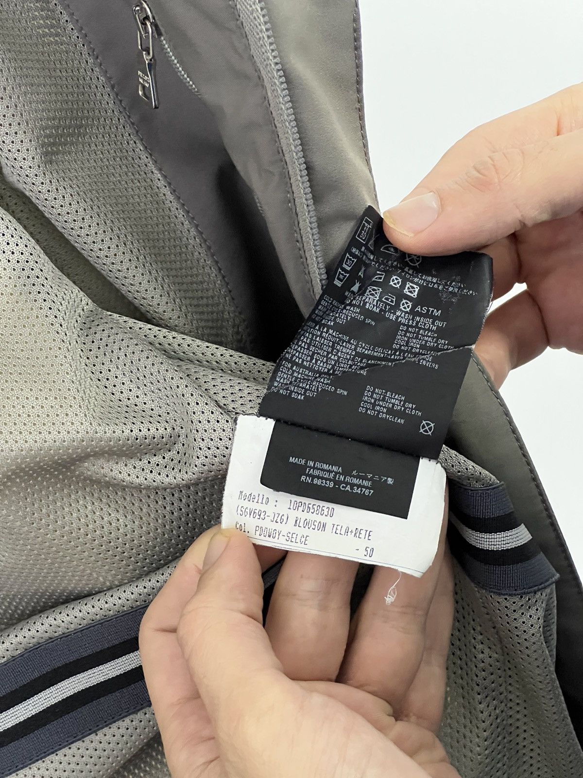 Goretex Prada Goretex Jacket Size US M / EU 48-50 / 2 - 15 Thumbnail