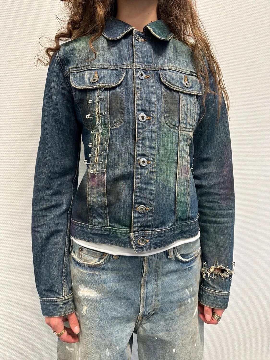 Dolce & Gabbana Dolce Gabbana SS2001 Pins Distressed Painted Denim Jacket Size S / US 4 / IT 40 - 5 Thumbnail