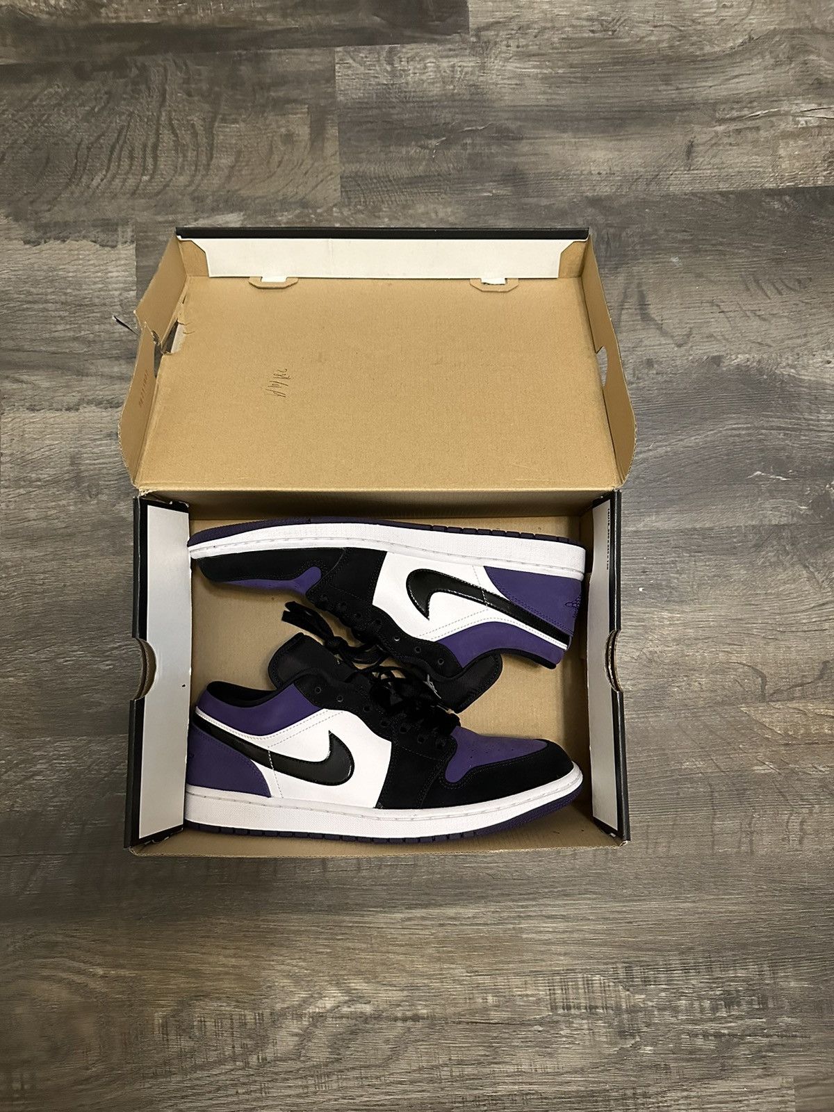 Jordan Brand × Nike Jordan 1 Low ‘Court Purple’ Size US 11 / EU 44 - 1 Thumbnail