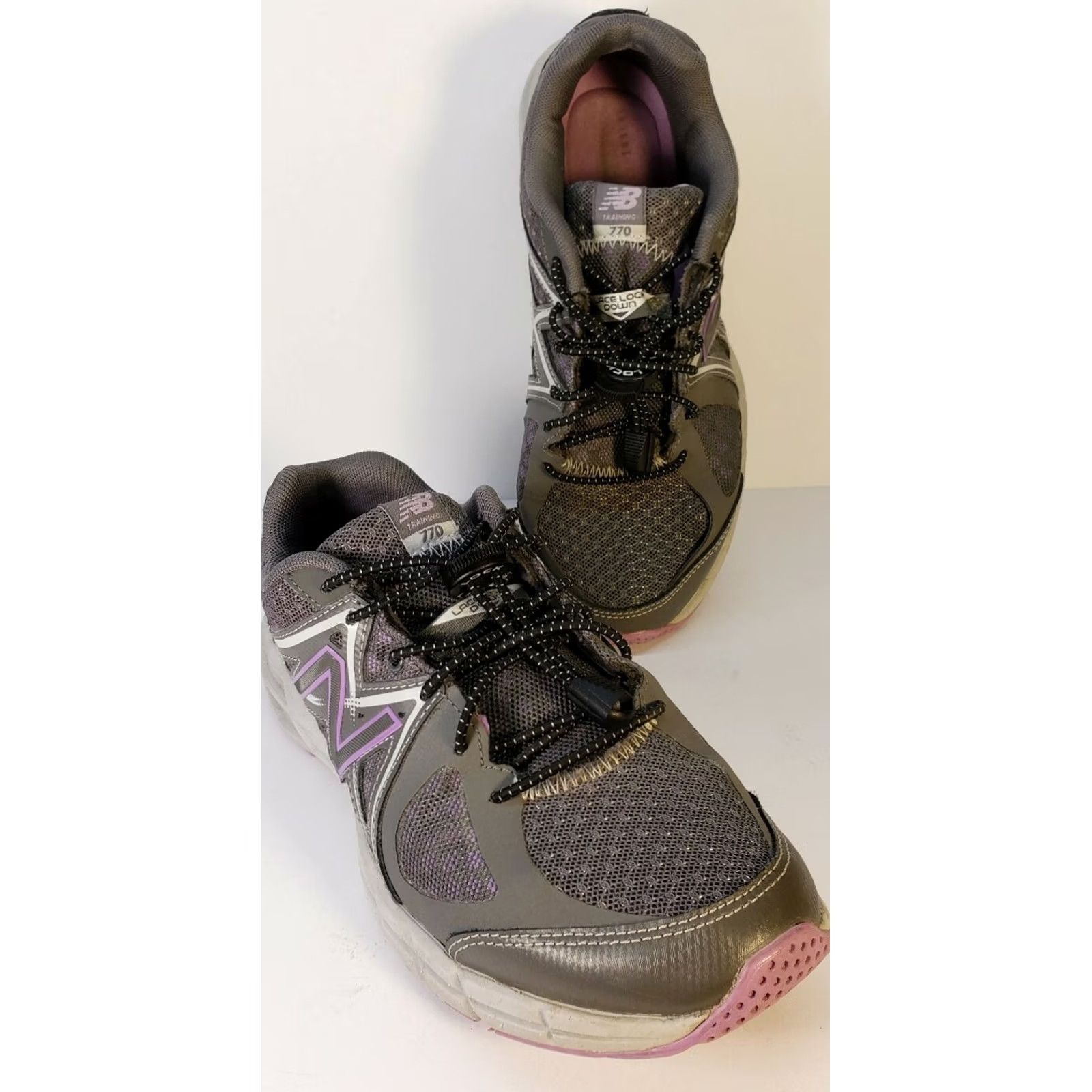 New Balance New Balance 770 Training Women's Size 6M Gray Lavender Elastic Laces Toggle Tie Sneaker Shoes Running Workout Casual Mens Womens Boys Girls Size US 4 / IT 34 - 2 Thumbnail