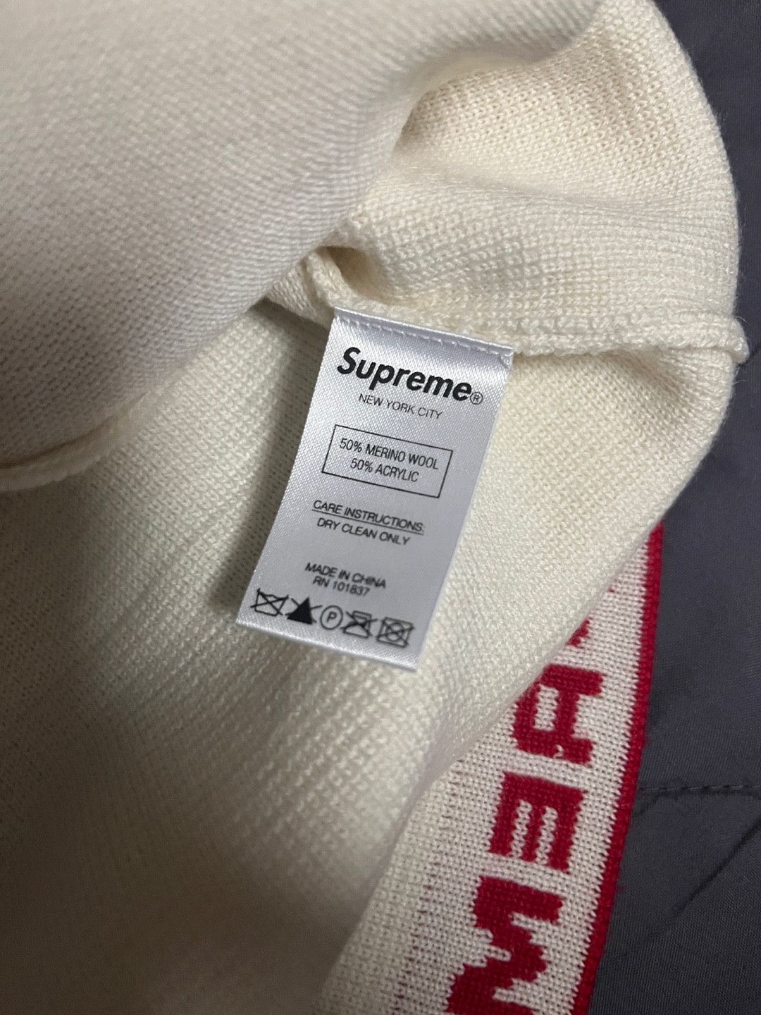 Supreme Supreme trim logo collar cardigan Size US L / EU 52-54 / 3 - 5 Thumbnail