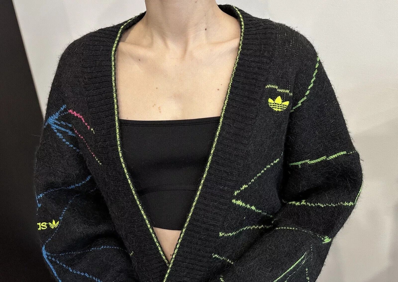 Adidas VINTAGE 80s ADIDAS WOOL CARDIGAN SWEATER WOMENS AUSTRIA Size M / US 6-8 / IT 42-44 - 7 Thumbnail