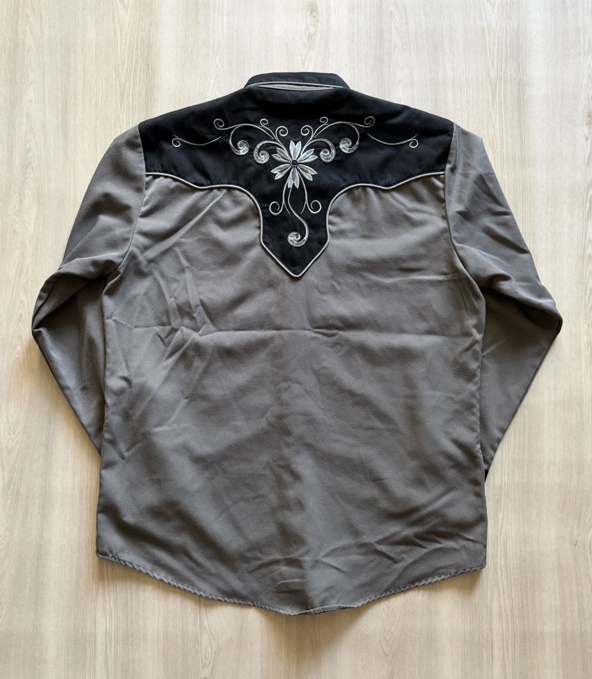 Larry Mahan Larry Mahan Cowboy Collection Western Pearl Snap Sz L Size US L / EU 52-54 / 3 - 6 Thumbnail