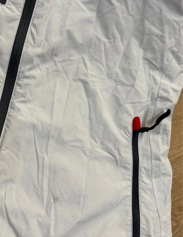 Musto Musto Corsica 2.0 Sardinia size 12 L Sailing Jacket Size L / US 10 / IT 46 - 12 Thumbnail