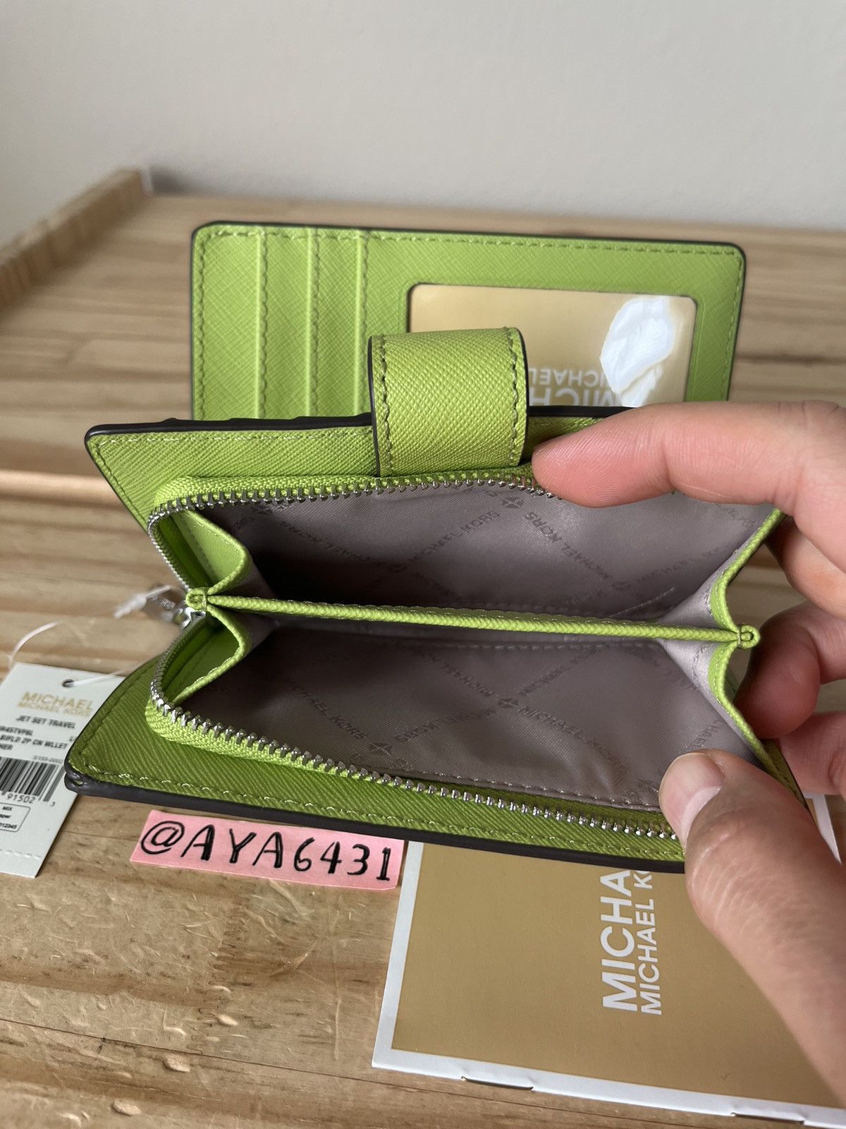 Michael Kors Michael Kors Wallet Size ONE SIZE - 7 Thumbnail