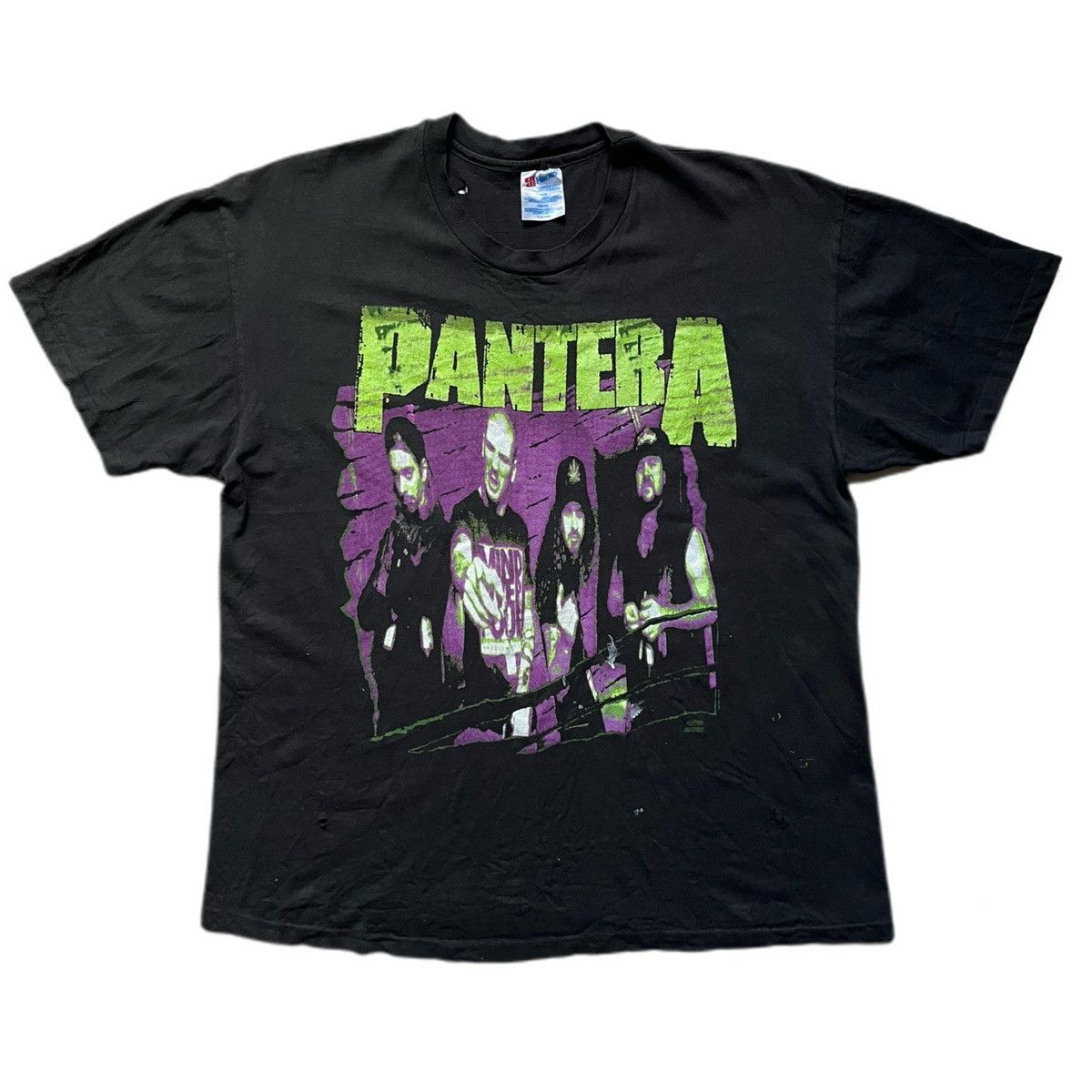 Band Tees PANTERA 1992 FAR BEYOND DRIVEN HANES faded band tee Size US XL / EU 56 / 4 - 1 Thumbnail