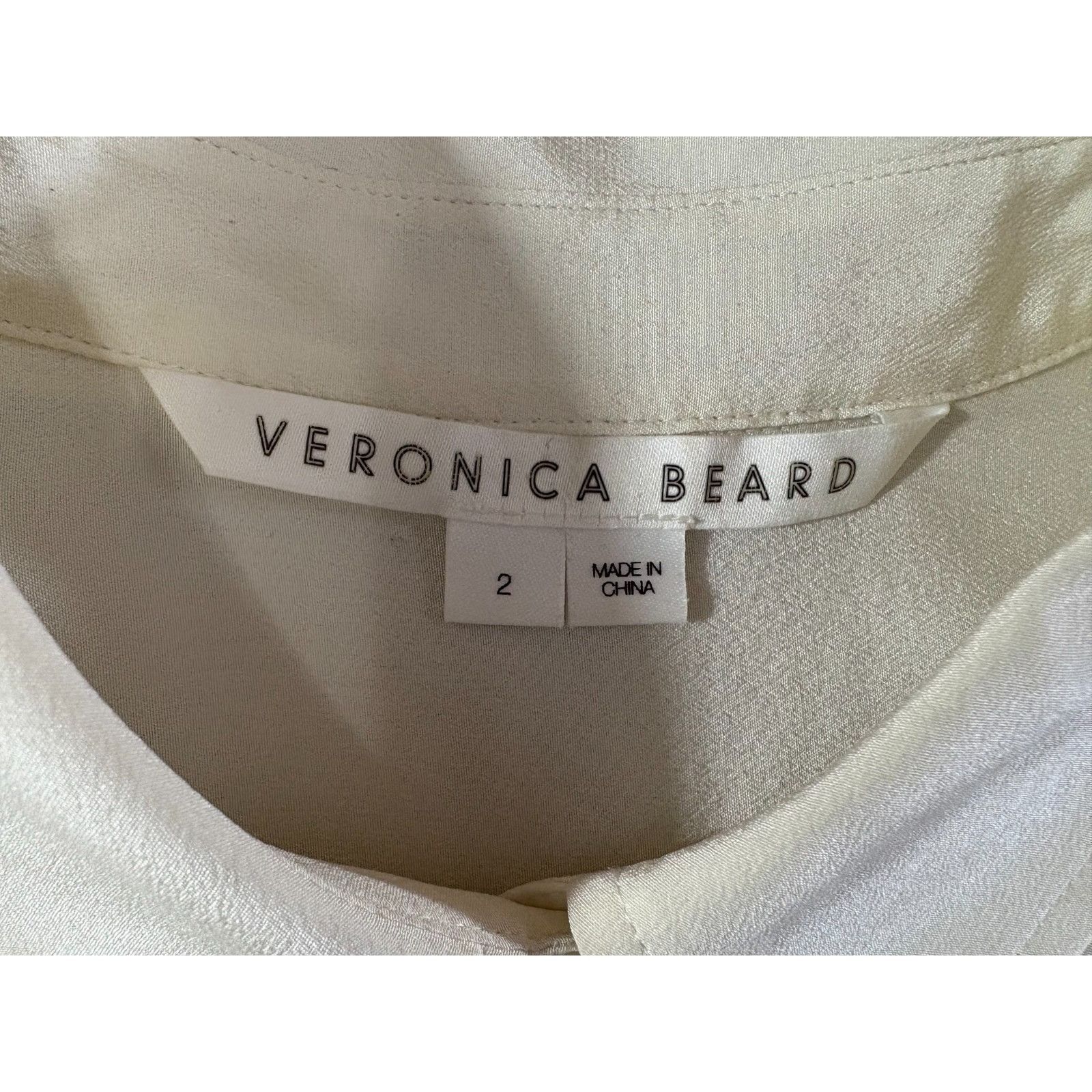 Veronica Beard 100% silk Button-Up pocketes Shirt Top Size 2
