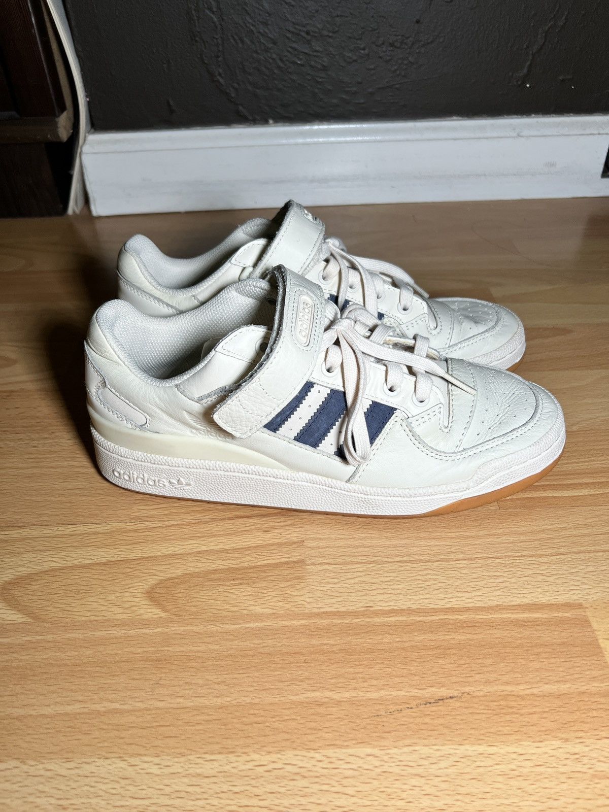 Adidas Forum 84 Low Size US 7.5 / EU 40-41 - 1 Thumbnail