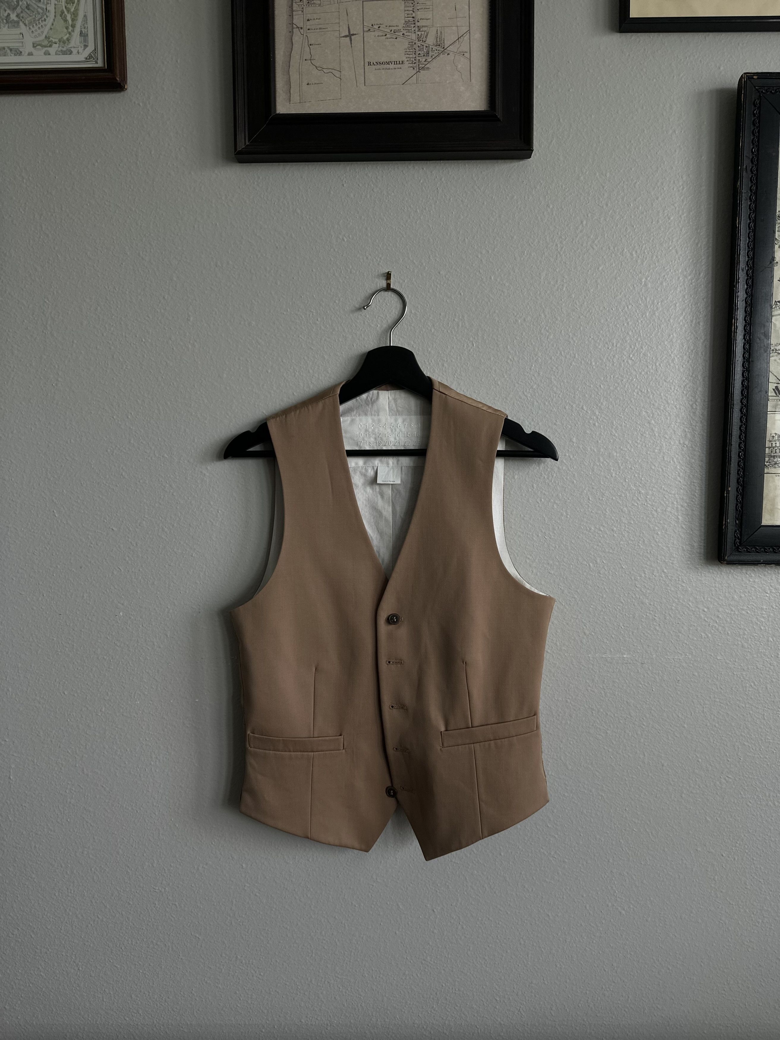 H&M × Maison Margiela MMM x H&M 2012 tan vest Size 46L - 1 Thumbnail