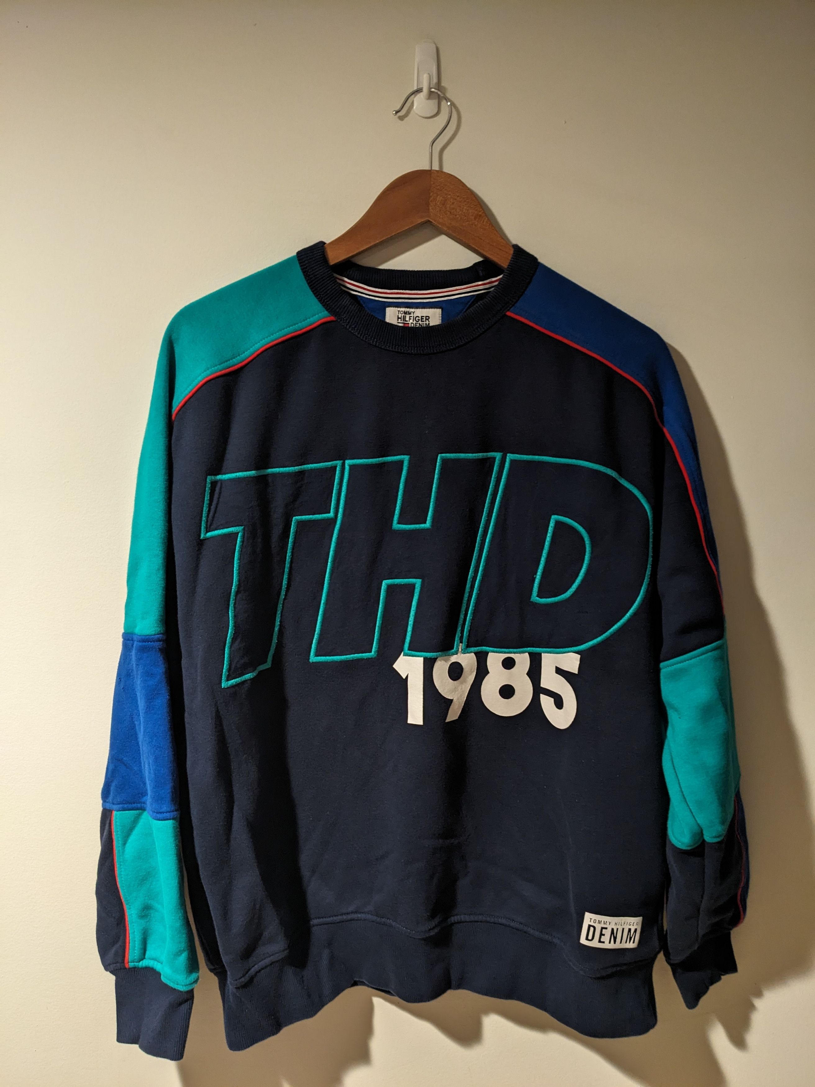 Colorful tommy hilfiger sweatshirt clearance