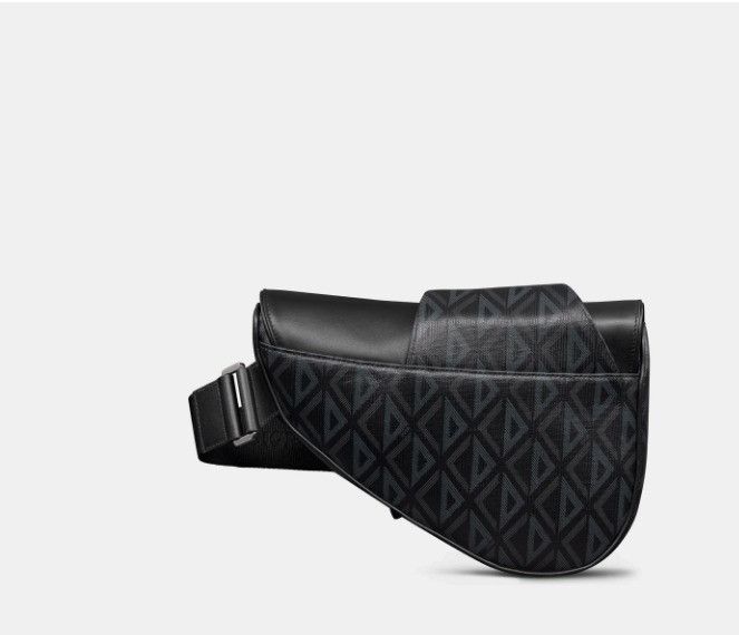 Dior o1w1db10325 1ADP Size: OS / Saddle Bag in Black Size ONE SIZE - 4 Thumbnail