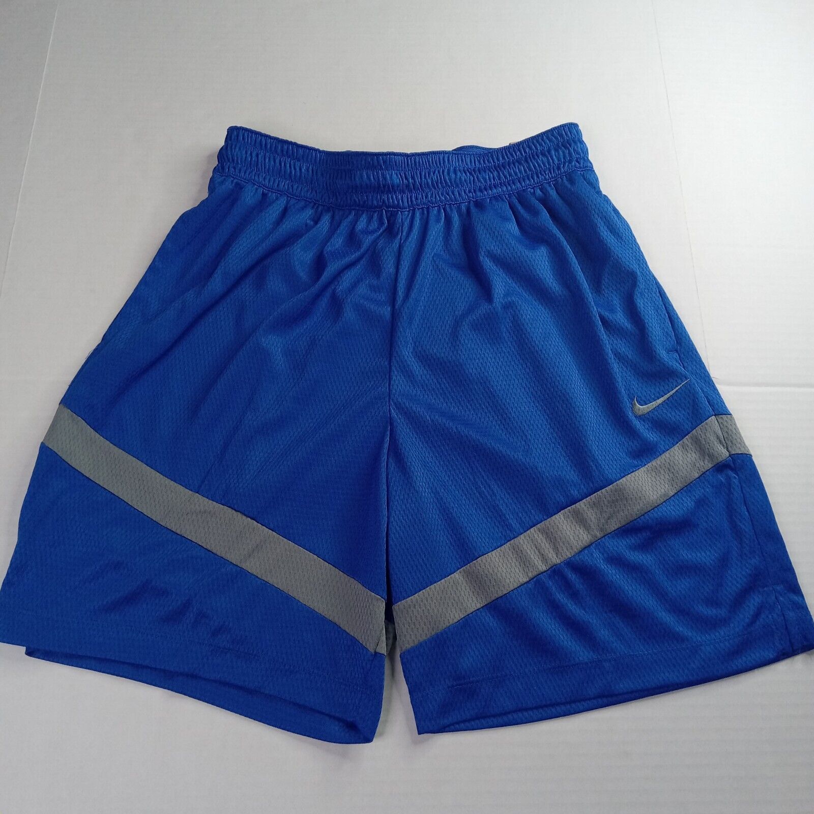 Nike Men's Nike Loose Fit Basketball Shorts Size M Blue Gray Size US 28 / EU 44 - 1 Thumbnail
