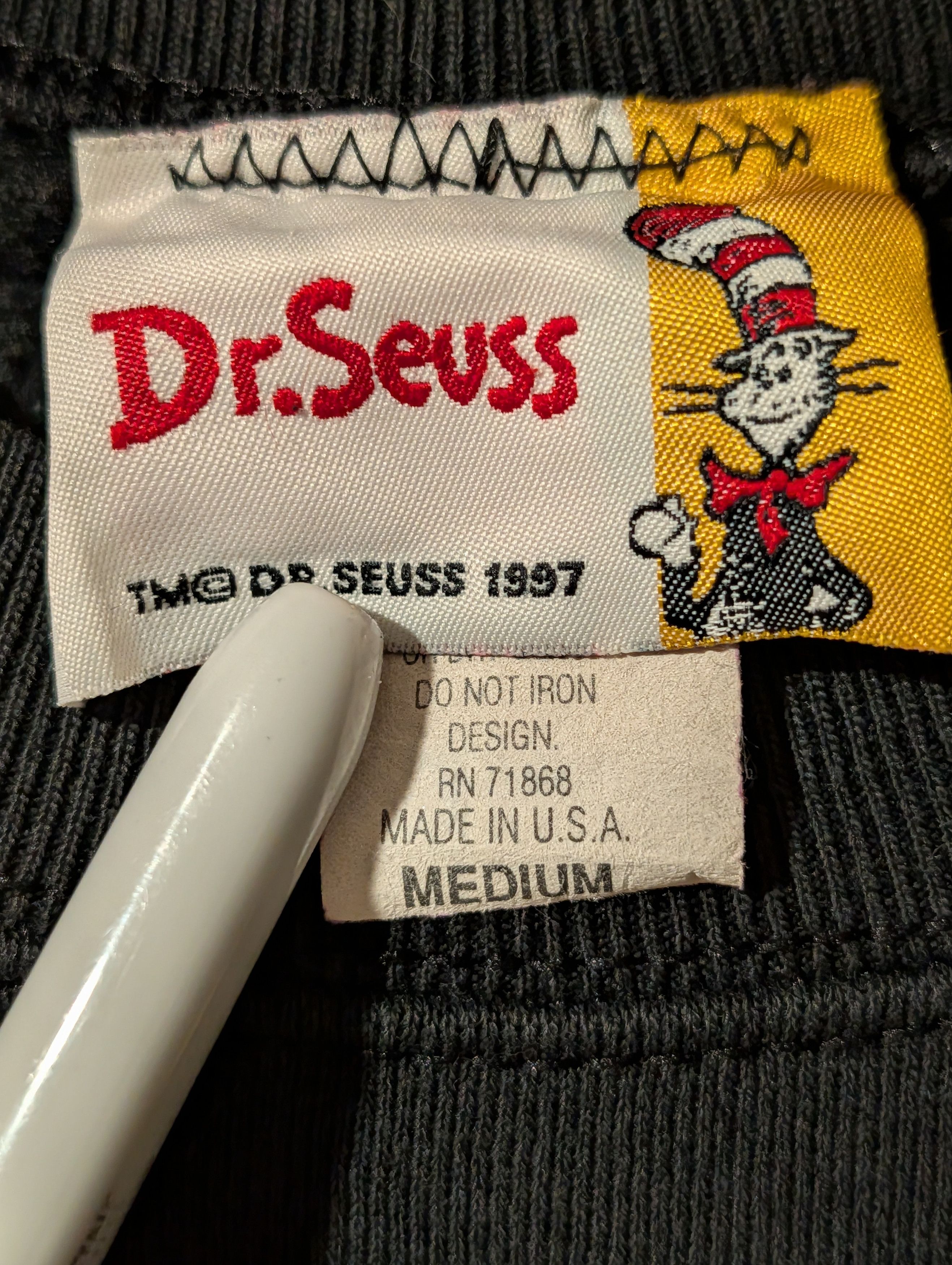 Vintage Vintage 1998 Dr. Seuss Grinch Mean One Movie Sweatshirt Size US M / EU 48-50 / 2 - 6 Thumbnail
