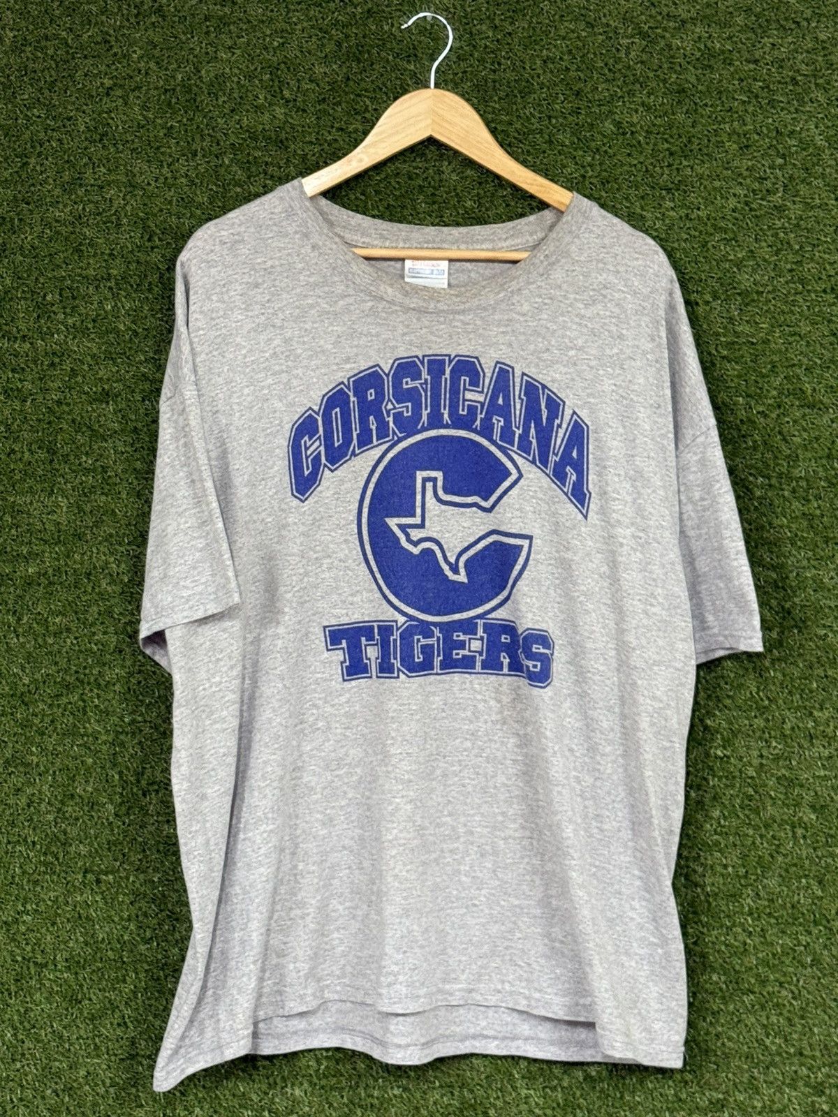 Vintage Vintage Hanes Corsicana Texas Logo Heavyweight Grey Tee 2XL Size US XXL / EU 58 / 5 - 1 Thumbnail
