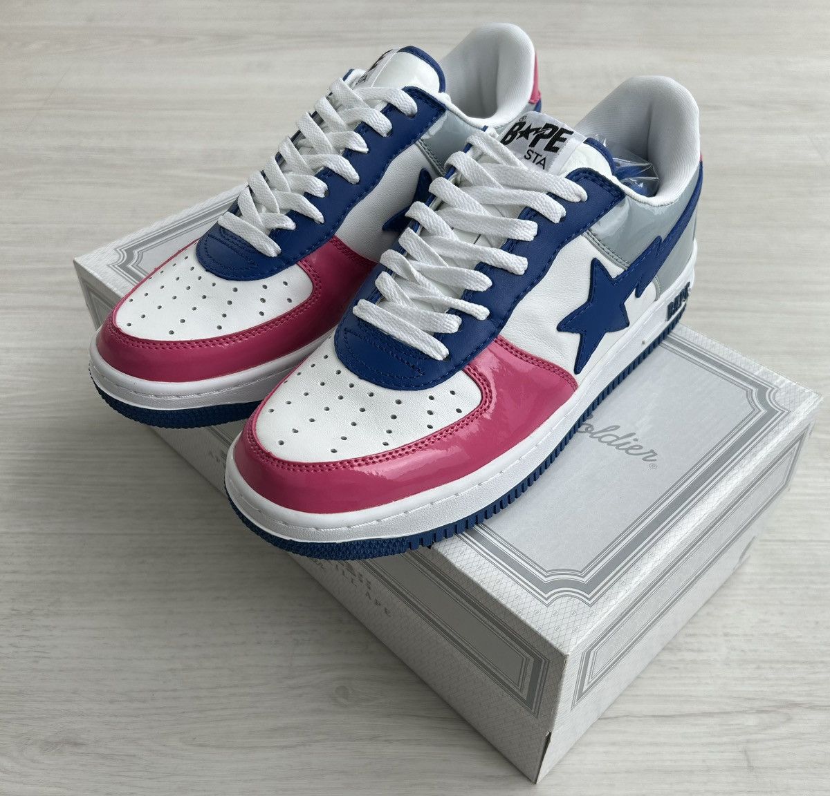 Bape VERY RARE OG 2009 A BATHING APE NiiGATA EXCLUSIVE BAPESTA Size US 9.5 / EU 42-43 - 1 Thumbnail