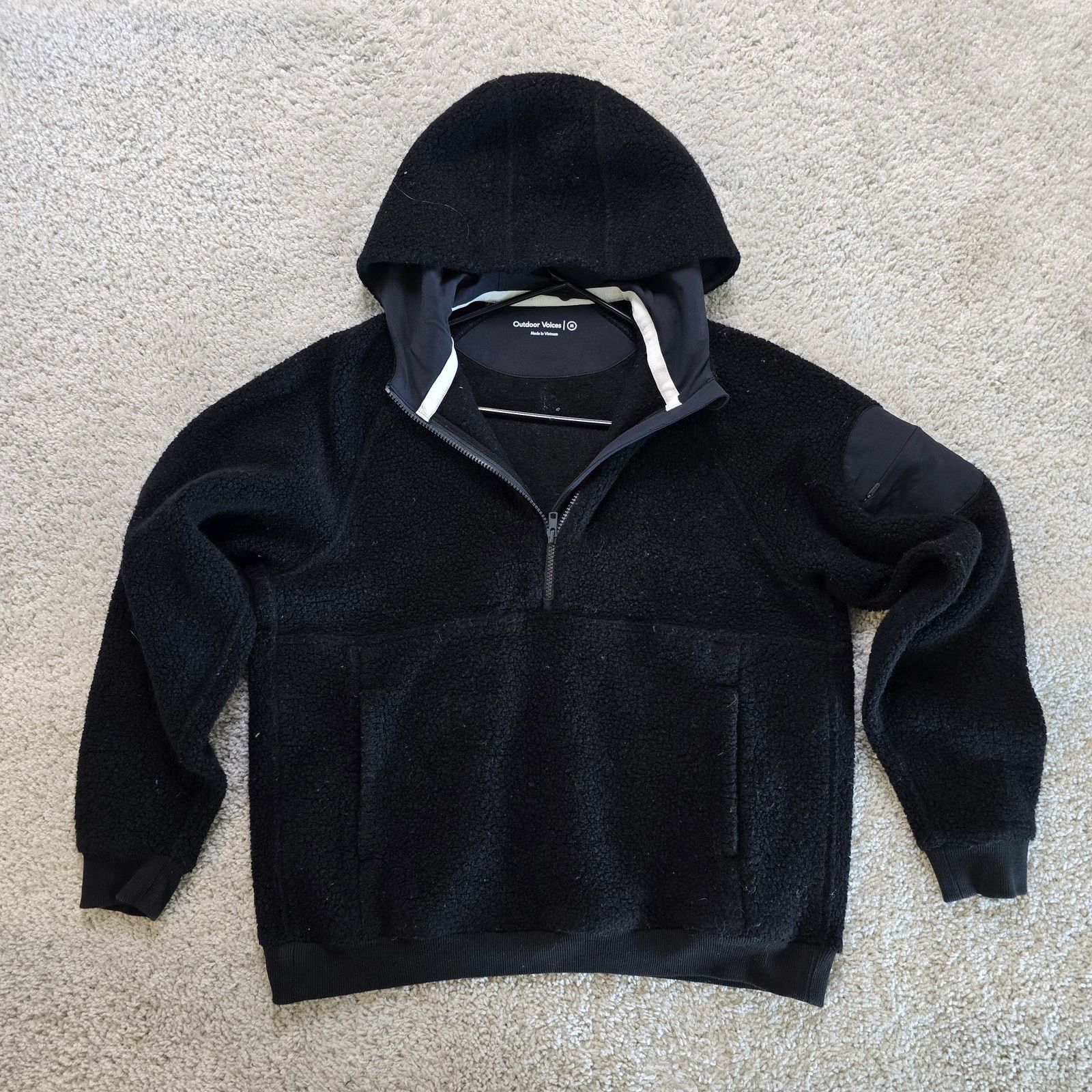 Outdoor Voices Outdoor Voices Womens Wool Stretch Sherpa Fur Hoodie Black Size M / US 6-8 / IT 42-44 - 1 Thumbnail