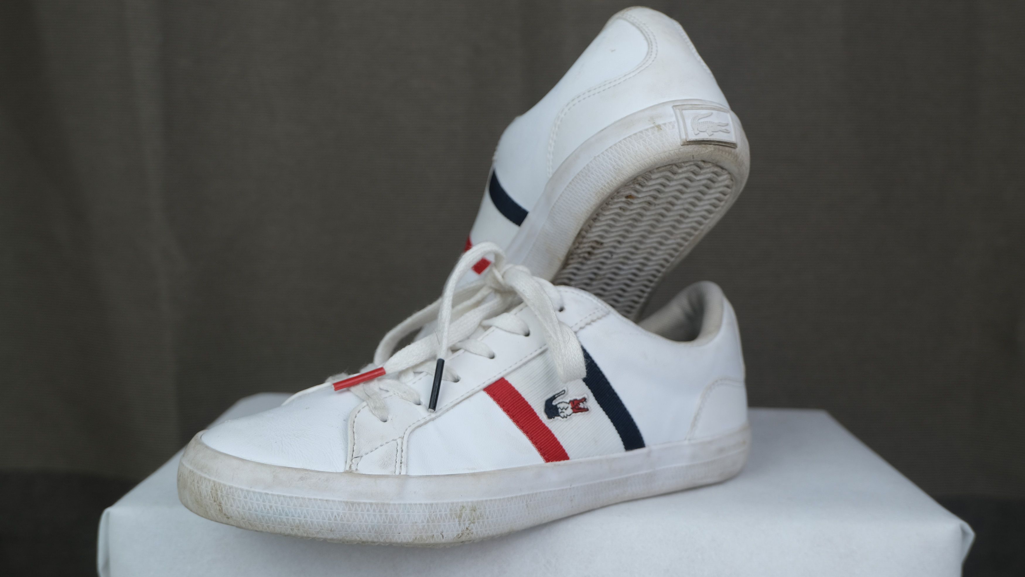 Lacoste Lacoste Low-Top Tennis Sneakers Unisex Size 37 Size US 6 / IT 36 - 1 Thumbnail