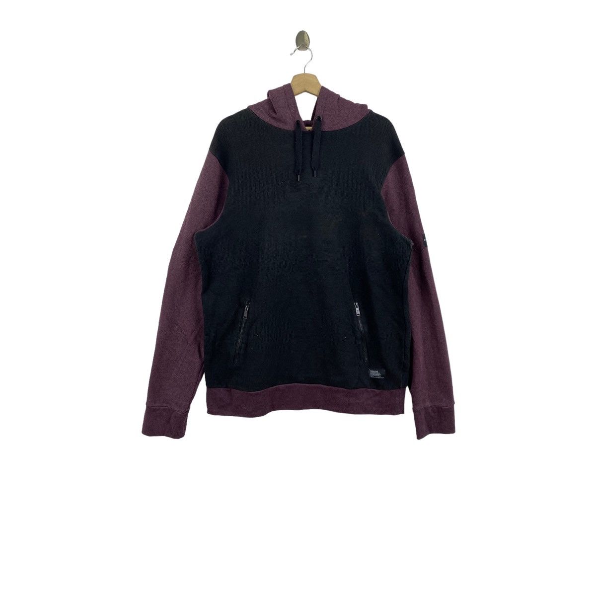 Marc Ecko MARC ECKO Cut & Sew Plain Black Red Pullover Hoodie Size US L / EU 52-54 / 3 - 1 Thumbnail