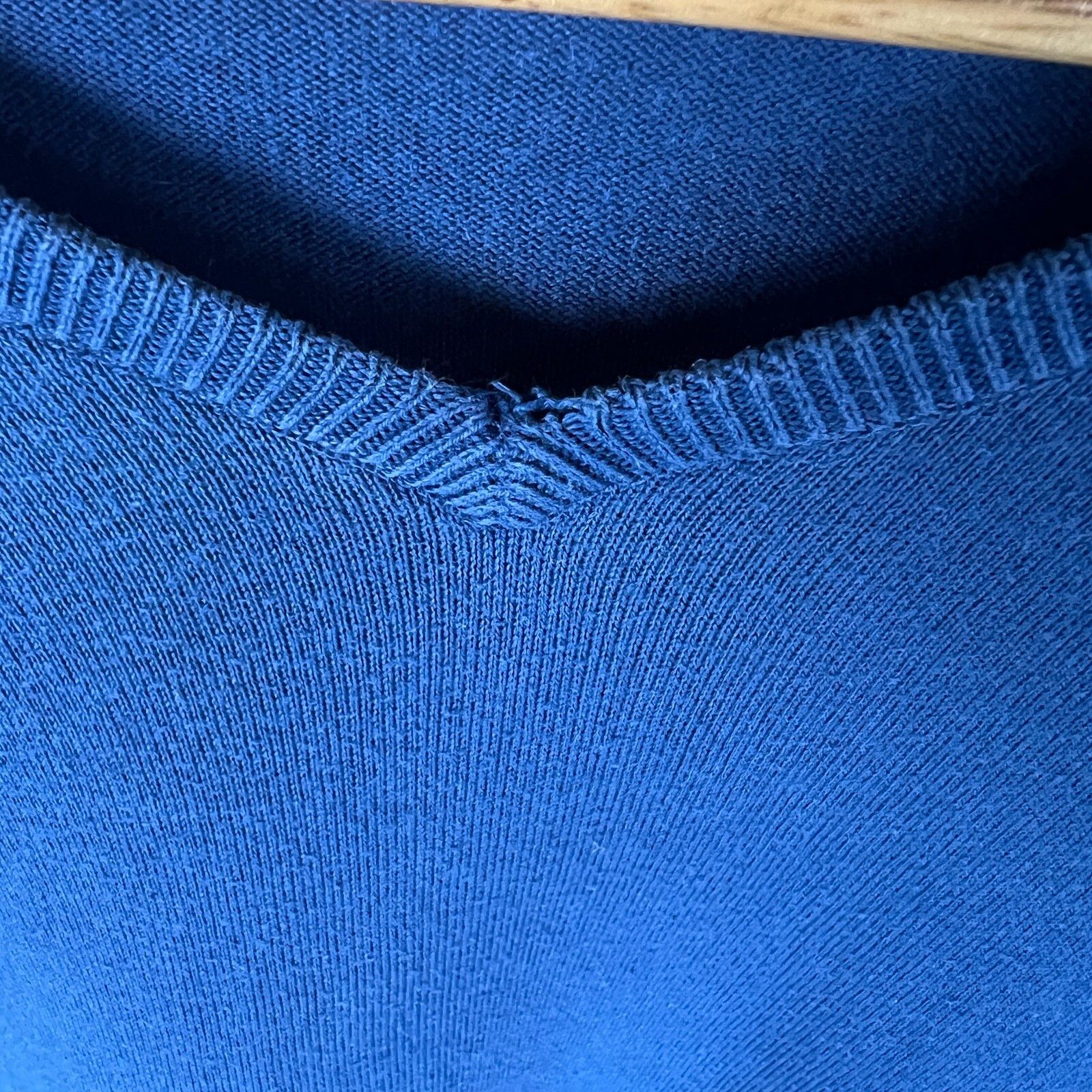 John Smedley John Smedley Sweater Men's V-Neck Size XL Blue Long Sleeve ` Size US XL / EU 56 / 4 - 5 Thumbnail