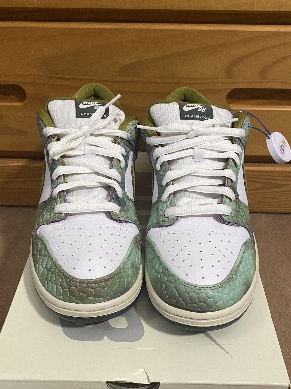 Nike SB Nike SB Dunk Low x Alexis Sablone Chameleon Size 11.5 Size US 11.5 / EU 44-45 - 4 Thumbnail