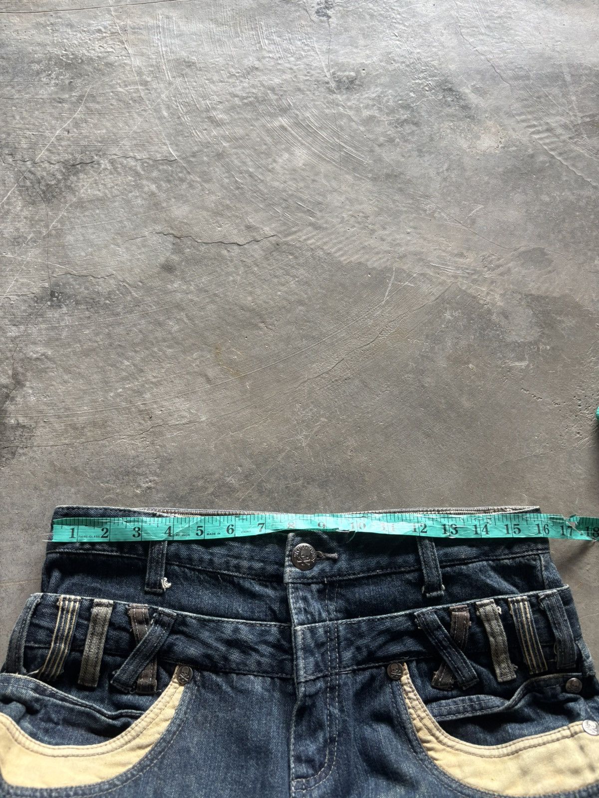 Hysteric Glamour SICK DOUBLE WAIST JAPANESE DENIM SKULL BUTTON Size US 32 / EU 48 - 20 Thumbnail