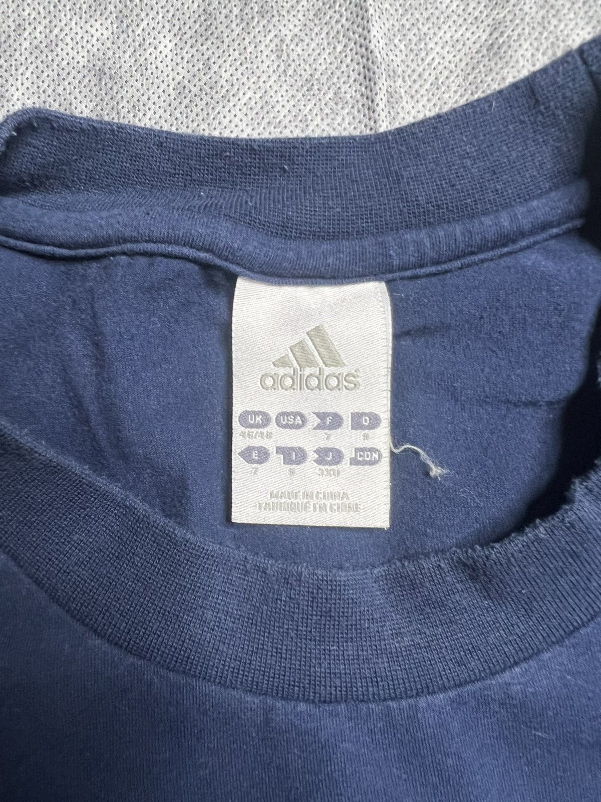 Adidas 2012 Adidas Chelsea T-Shirt Football Size US XL / EU 56 / 4 - 4 Thumbnail