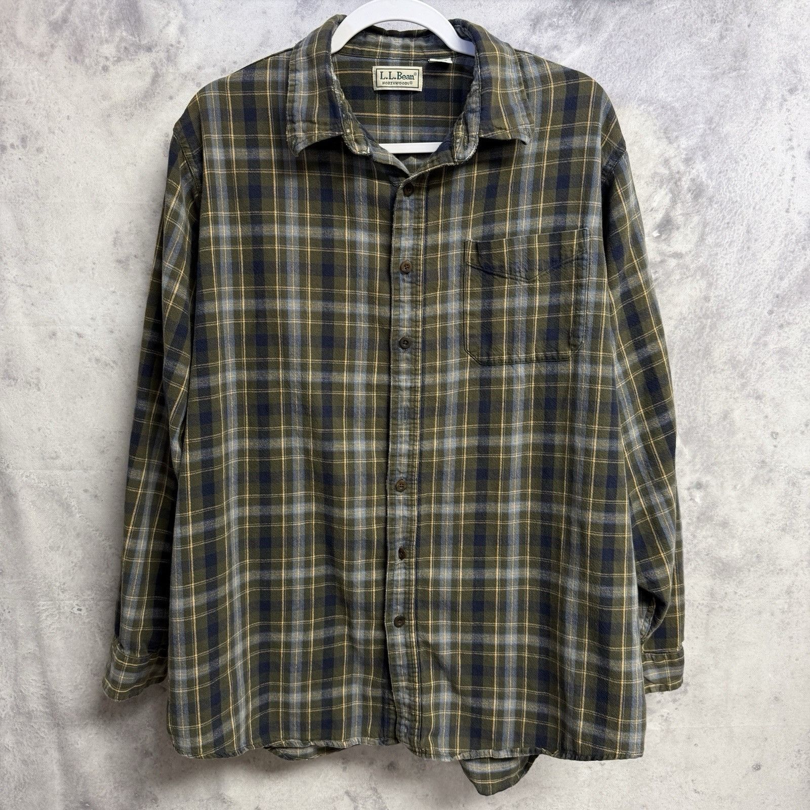 L.L. Bean Vintage LL Bean Northwoods Flannel Green Size XL Tall USA Size US XL / EU 56 / 4 - 1 Thumbnail