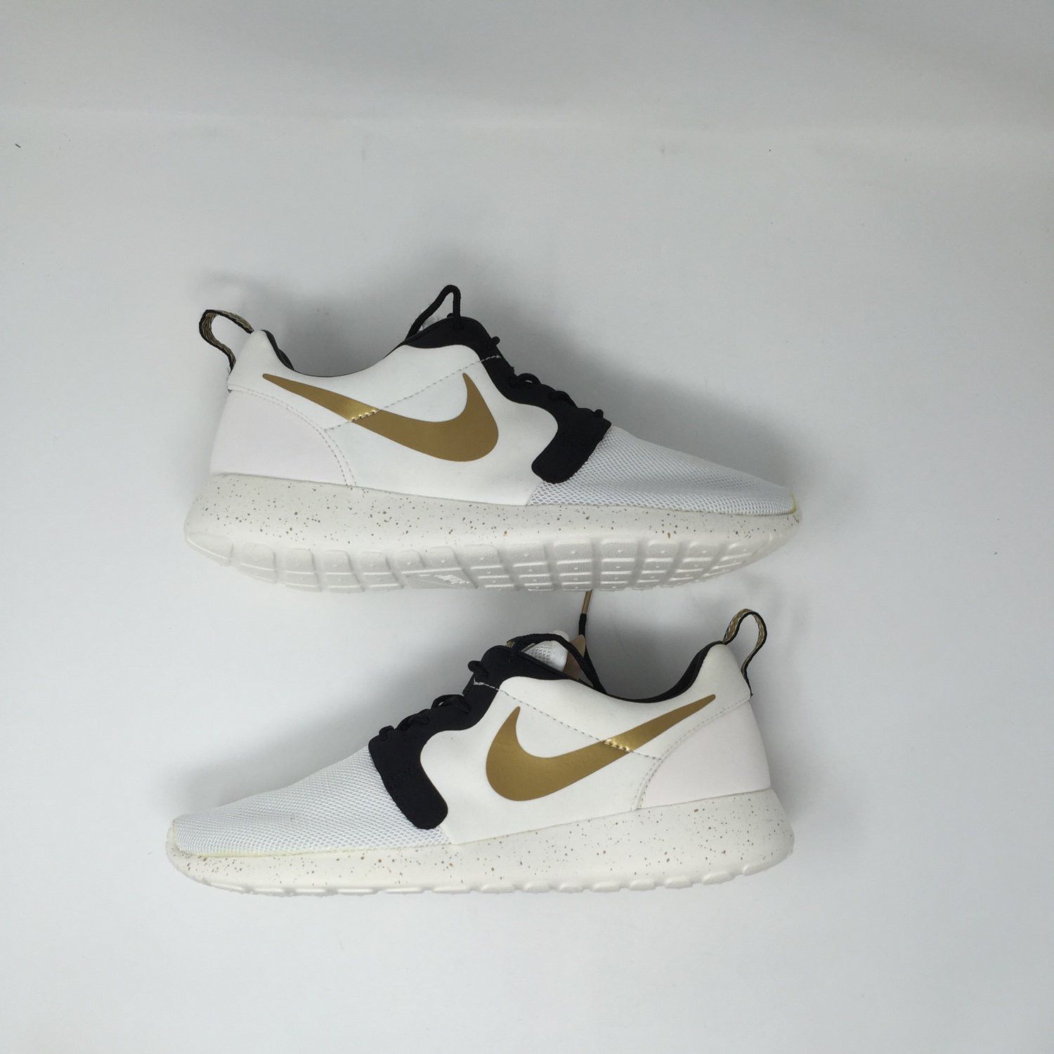 Nike roshe 1 gold best sale