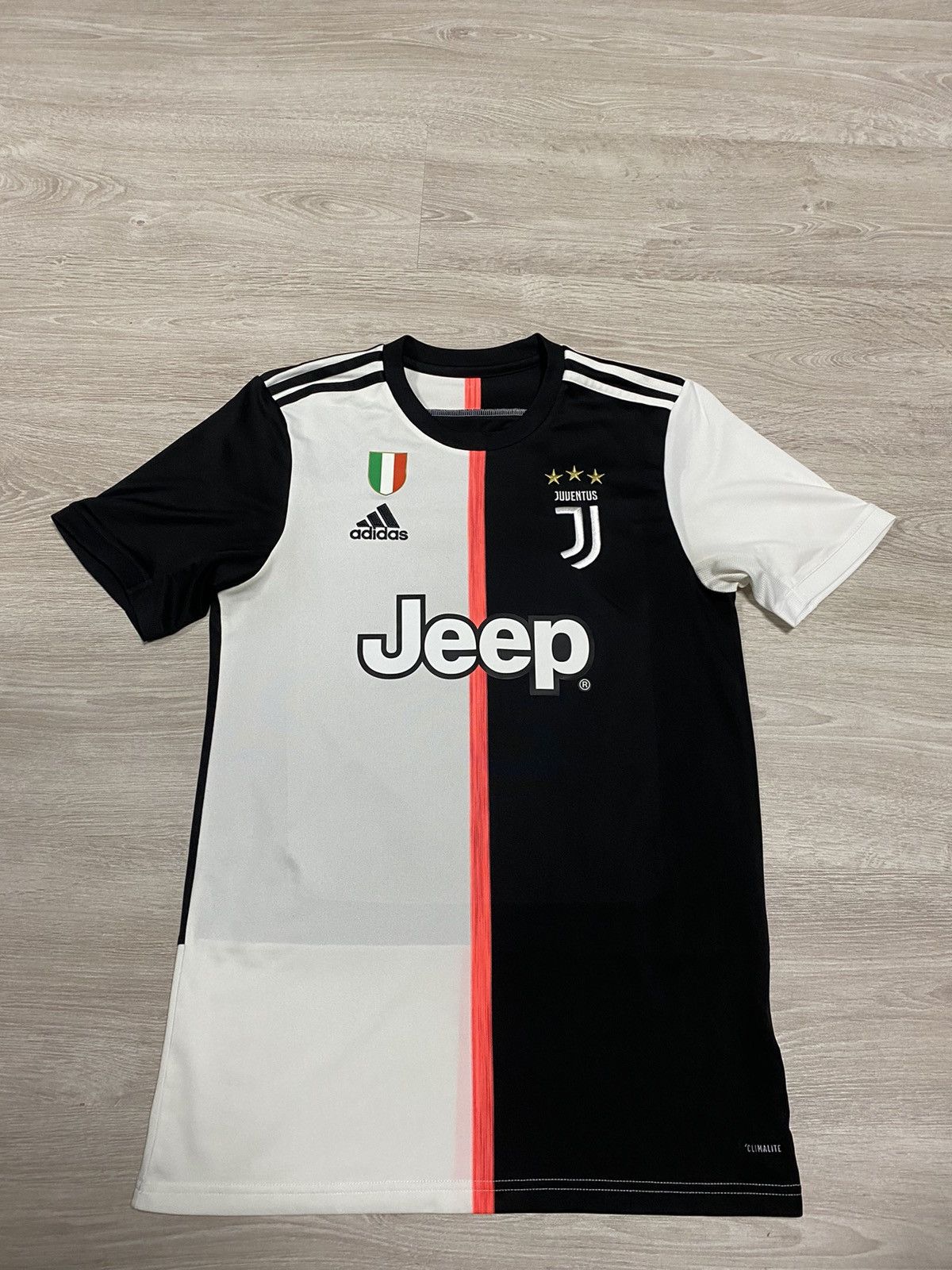 Adidas Adidas Jersey Juventus 2019 away size S #8 Size US S / EU 44-46 / 1 - 1 Thumbnail