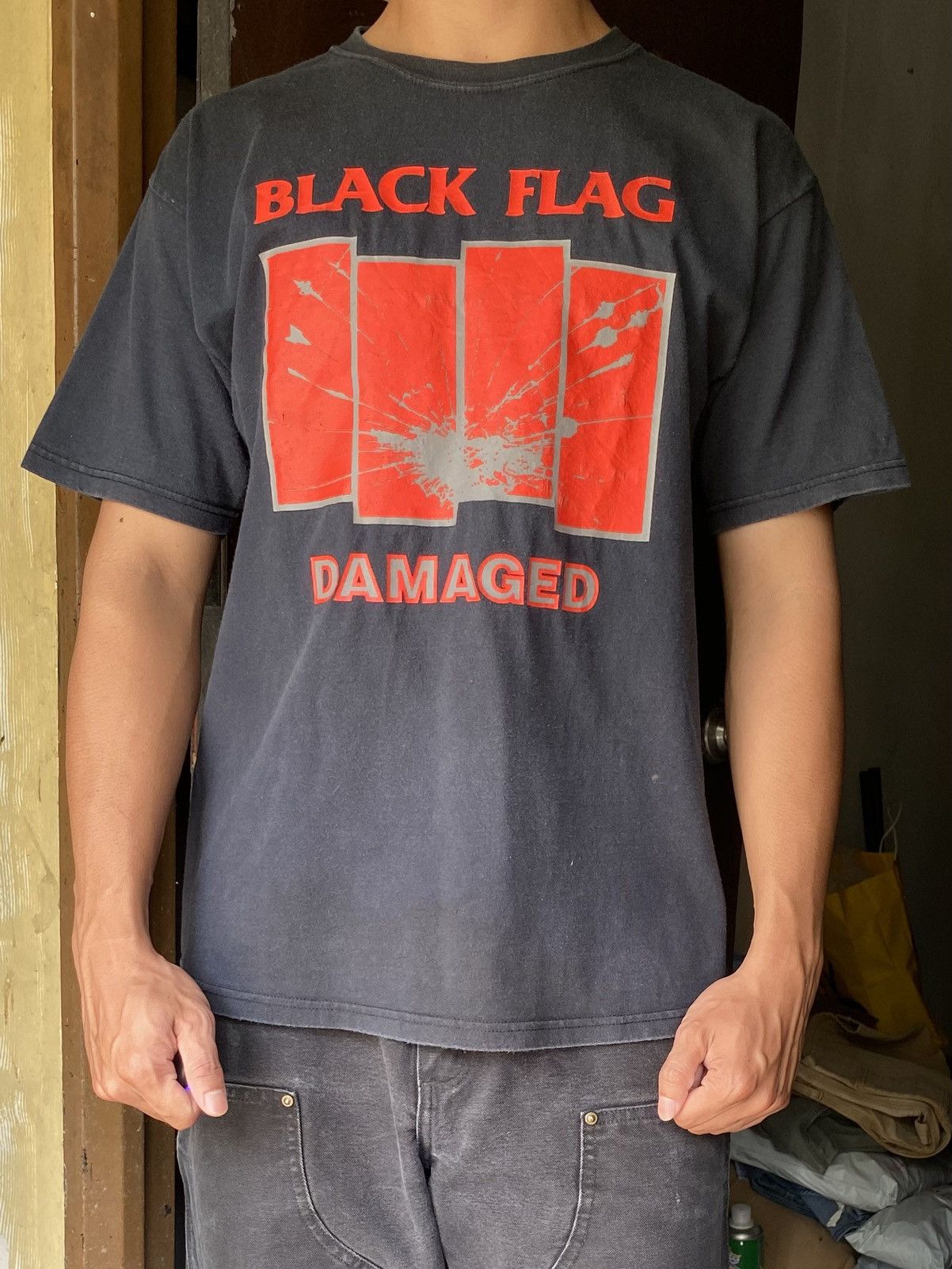 Band Tees Y2k Black Flag Damaged Punk rock Band T-Shirt Size US L / EU 52-54 / 3 - 2 Thumbnail