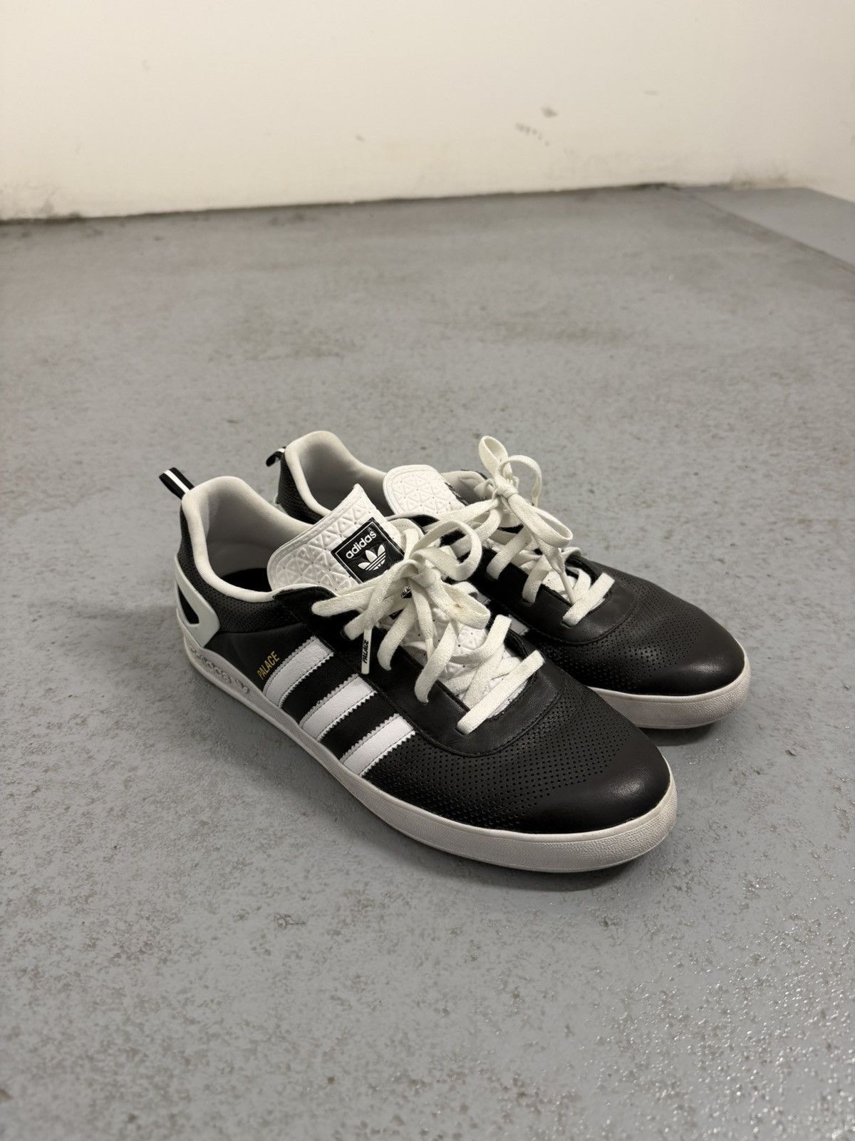 adidas gazelle silver green womens Adidas Palace Sneakers US 6 1/2  dla dushy