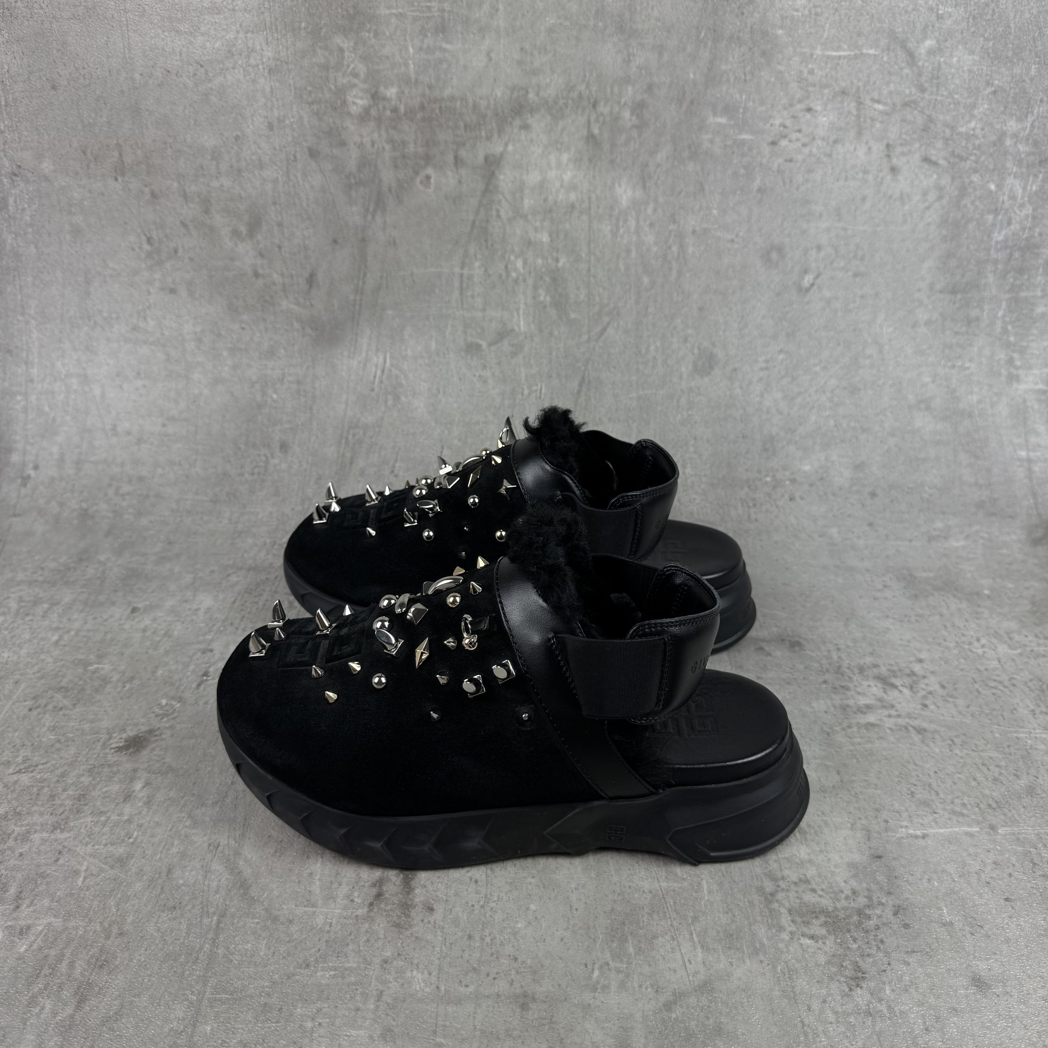Givenchy GIVENCHY Marshmallow Spiked Shearling Slingback Clogs Mules Size US 7 / EU 40 - 7 Thumbnail
