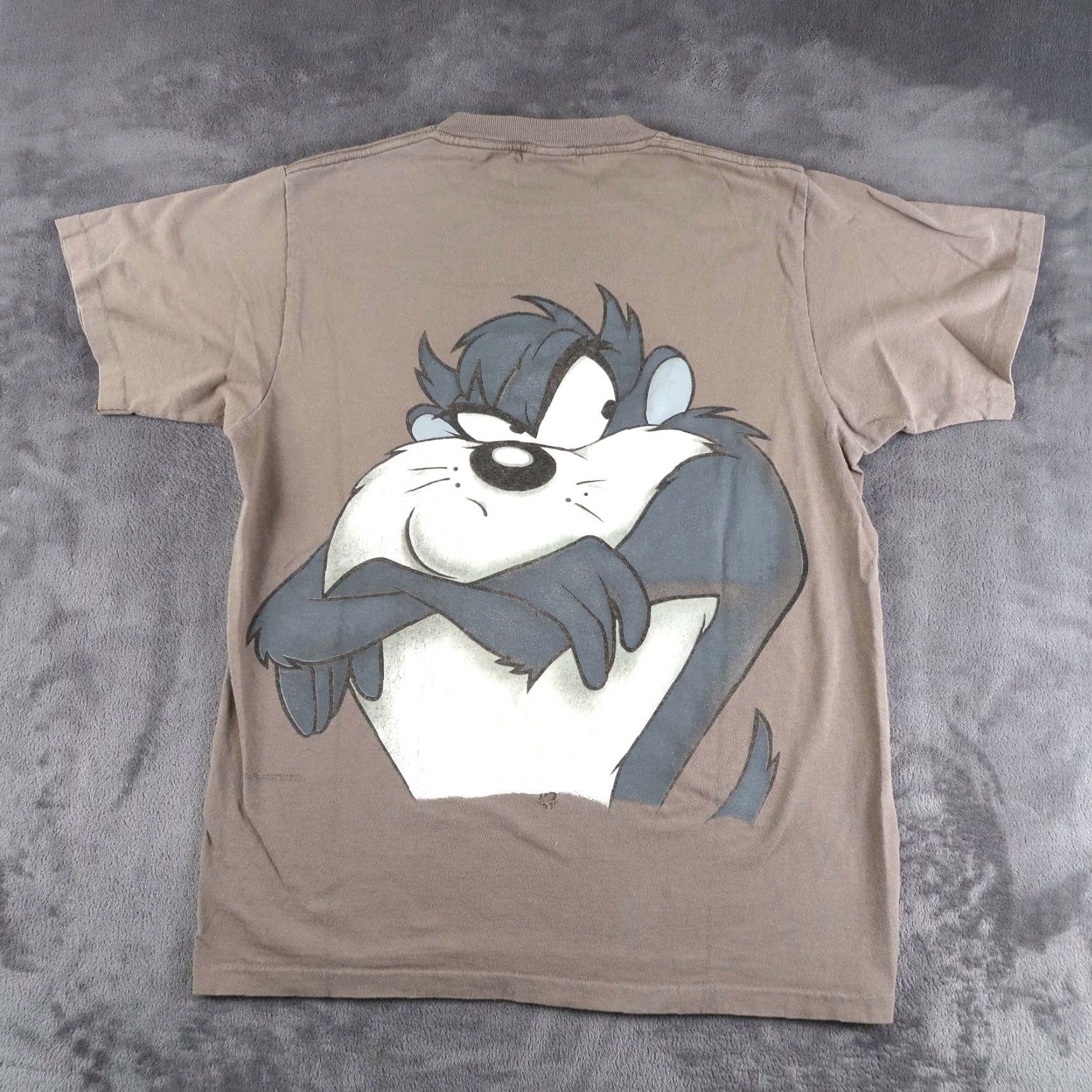 Vintage VTG 90s Tasmanian Devil Looney Tunes Taz Wear T-Shirt L Mens Brown Cotton Crew Neck Short Sleeve Graphic Print Thrashed Vintage 1990s 90s Size US L / EU 52-54 / 3 - 2 Thumbnail