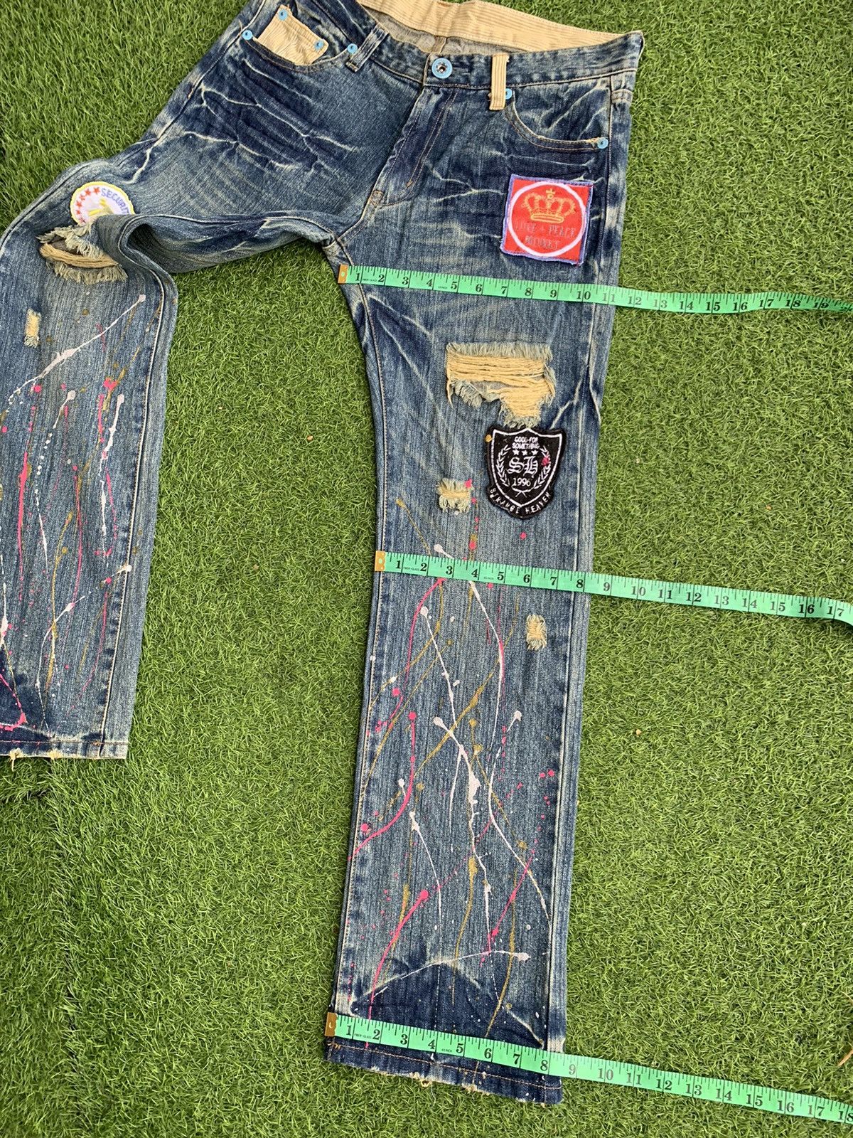 Japanese Brand Japanese Brand Distressed paint splatter jeans Size US 31 - 15 Thumbnail