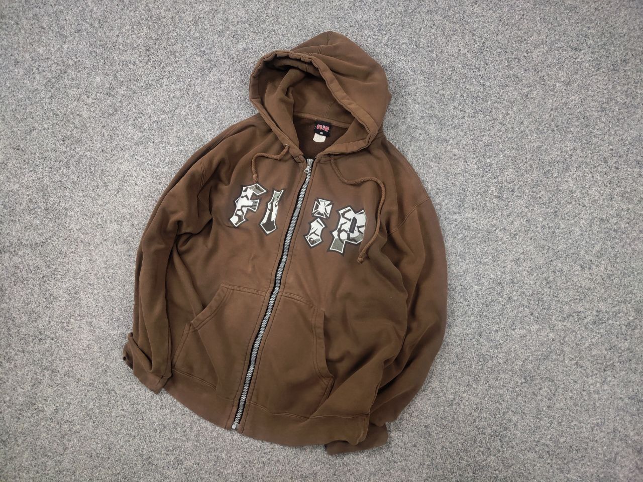 Flip Skateboards Vintage 90's Flip Skateboards Logo Faded Brown Zip Hoodie Size US M / EU 48-50 / 2 - 3 Thumbnail