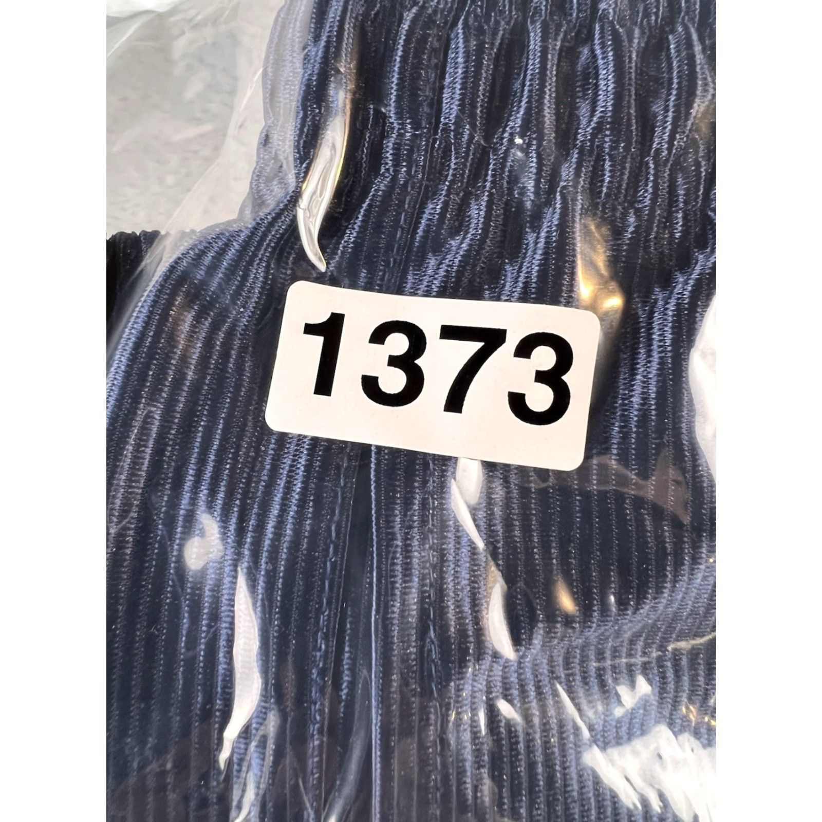 Nike VINTAGE Nike Short Basketball Shorts Mens M Blue White Pockets Drawstring Breathable Easy Care Elastic Waist 100% Polyester Y2K Athletic Sports Style Size US 31 - 8 Thumbnail
