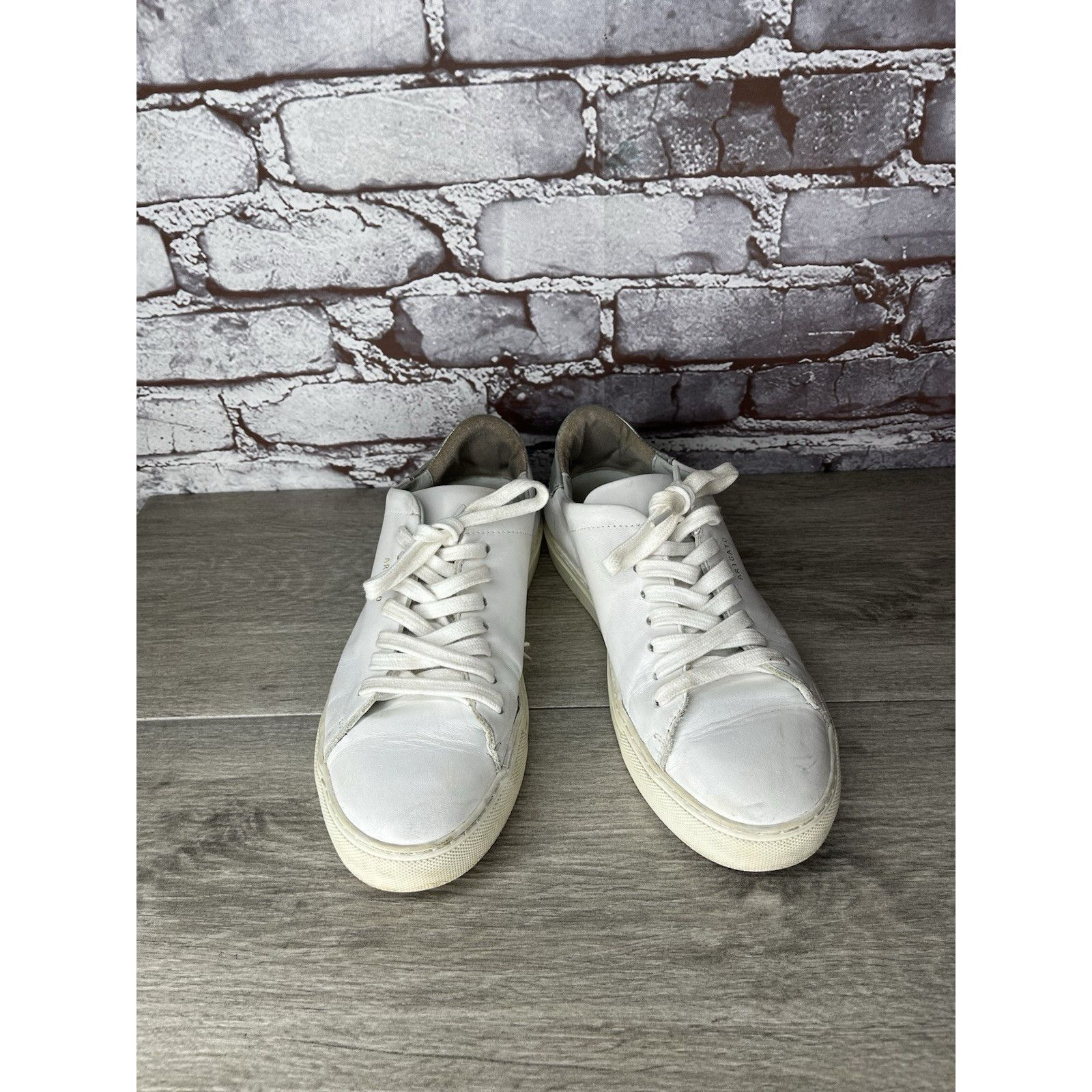 Axel Arigato Axel Arigato Womens Size 7.5 White Silver Sneakers Leather L Size US 7.5 / IT 37.5 - 11 Thumbnail