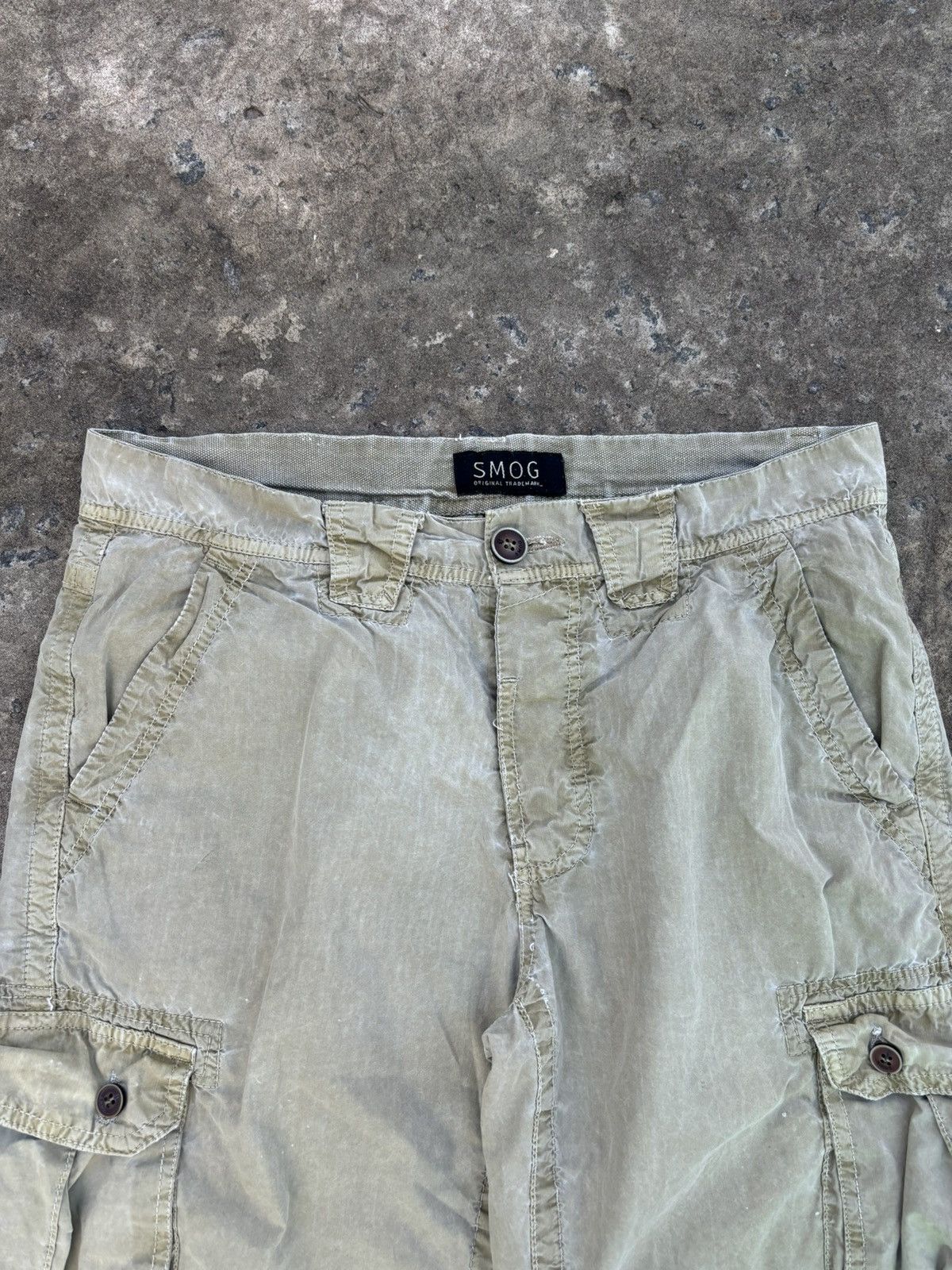 Japanese Brand Vintage Dyedwash Khaki Cargo Short Size US 32 / EU 48 - 3 Thumbnail