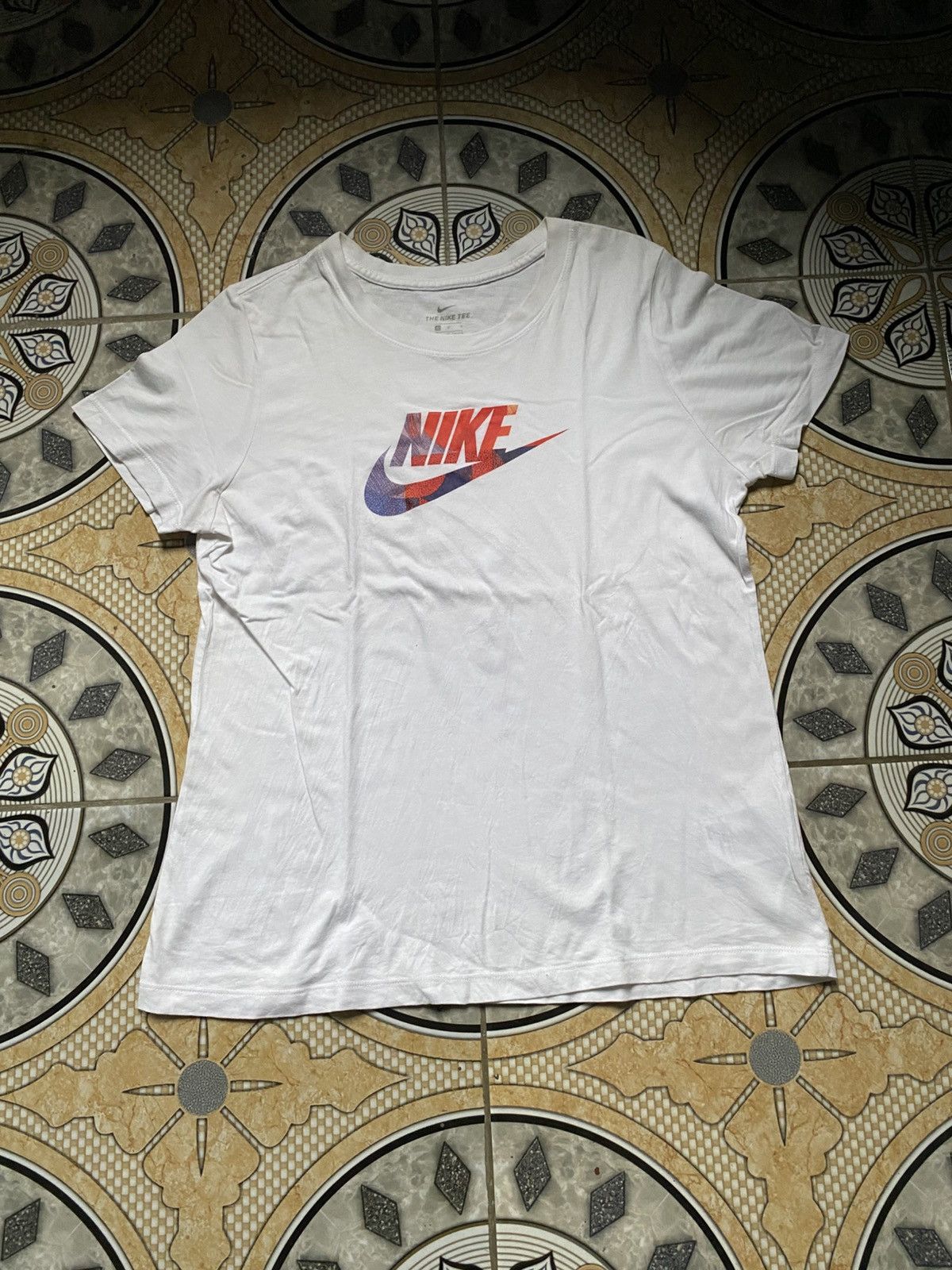 Nike Nike Women’s Summer 1 Short Sleeve T-Shirt White BQ3709-100 Size S / US 4 / IT 40 - 1 Thumbnail